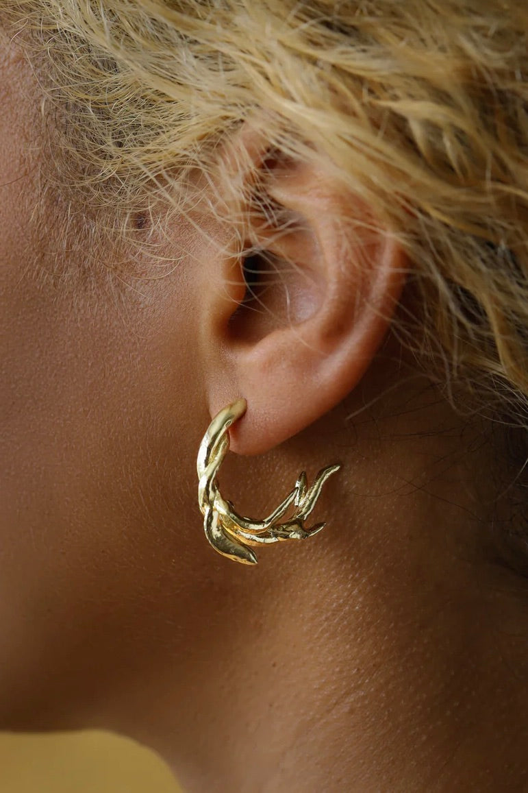 Ora C Algae Twist Earrings / Brass