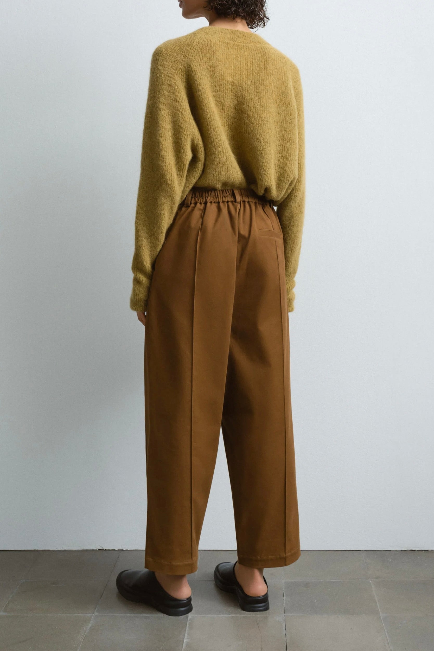 Soft Cotton Seam Pants / Coffee