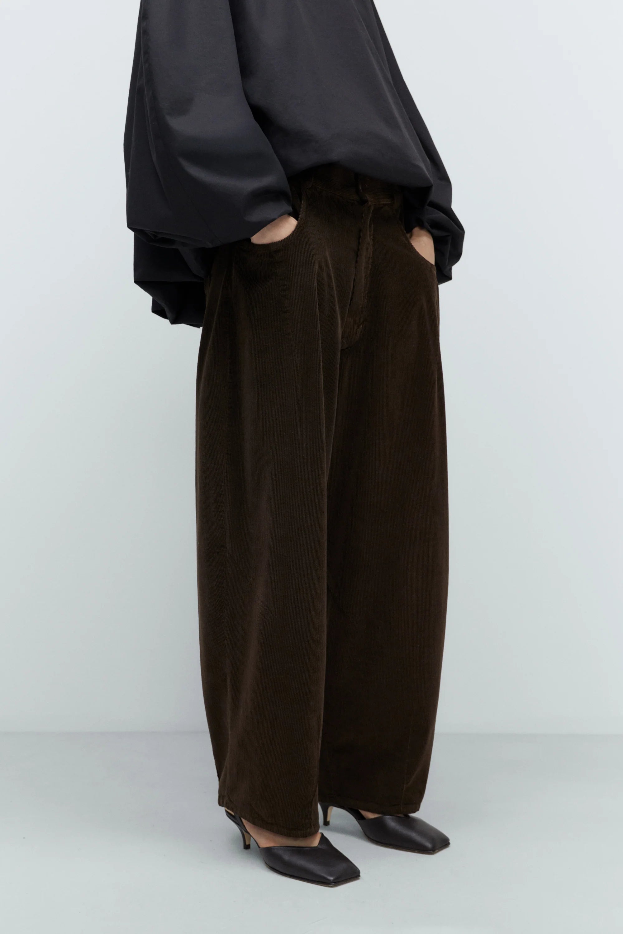 Cordera Corduroy Baggy Pants / Brown