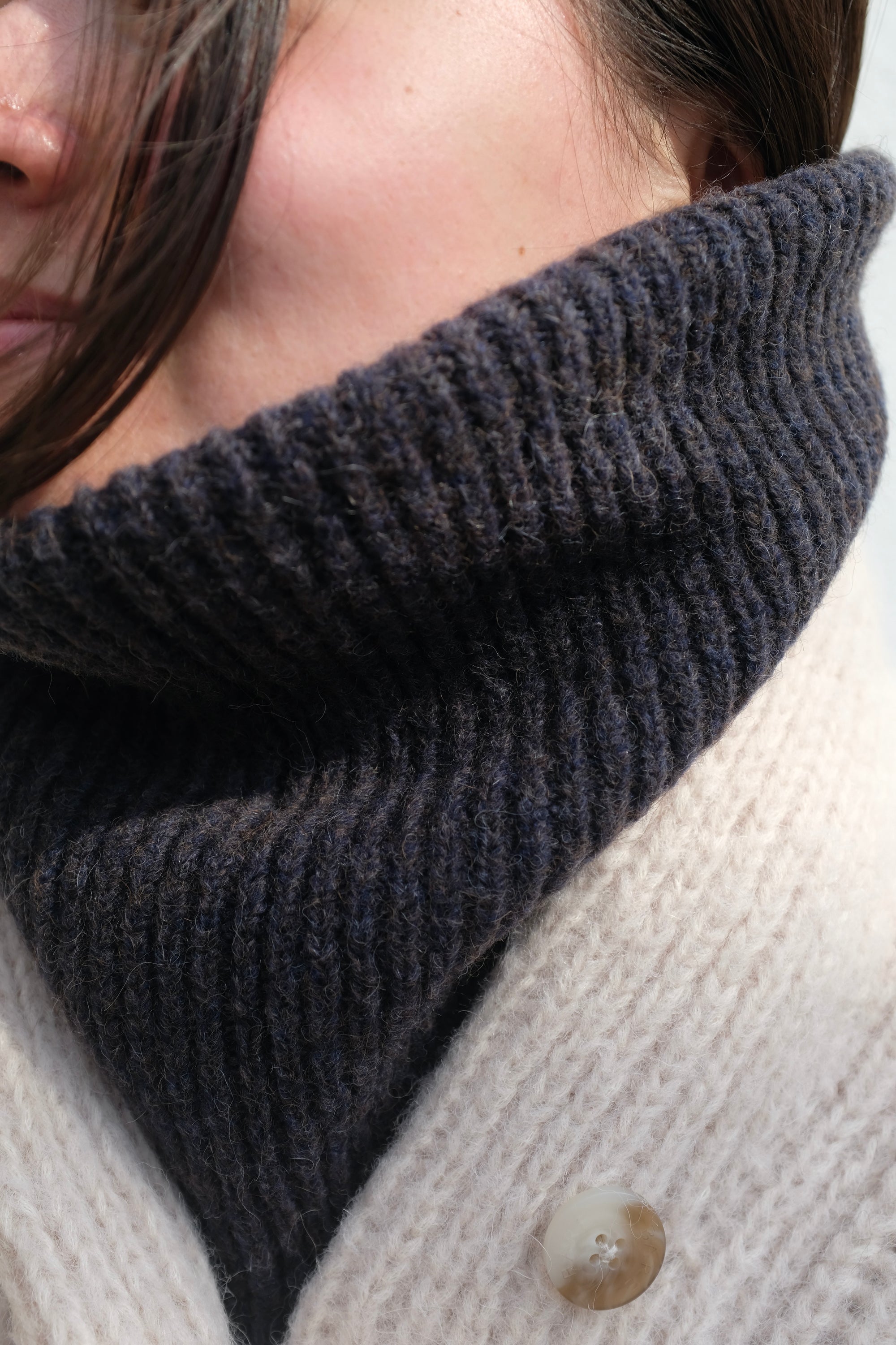 7115 by Szeki Ring Scarf / Dark Plum