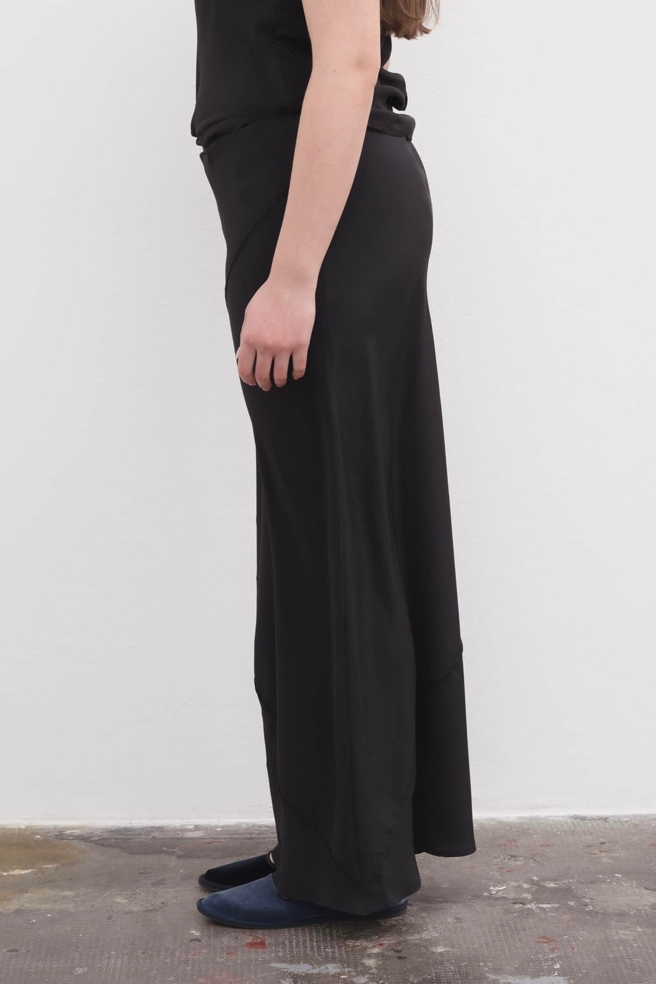 Baserange Lava Skirt / Silk Crepe