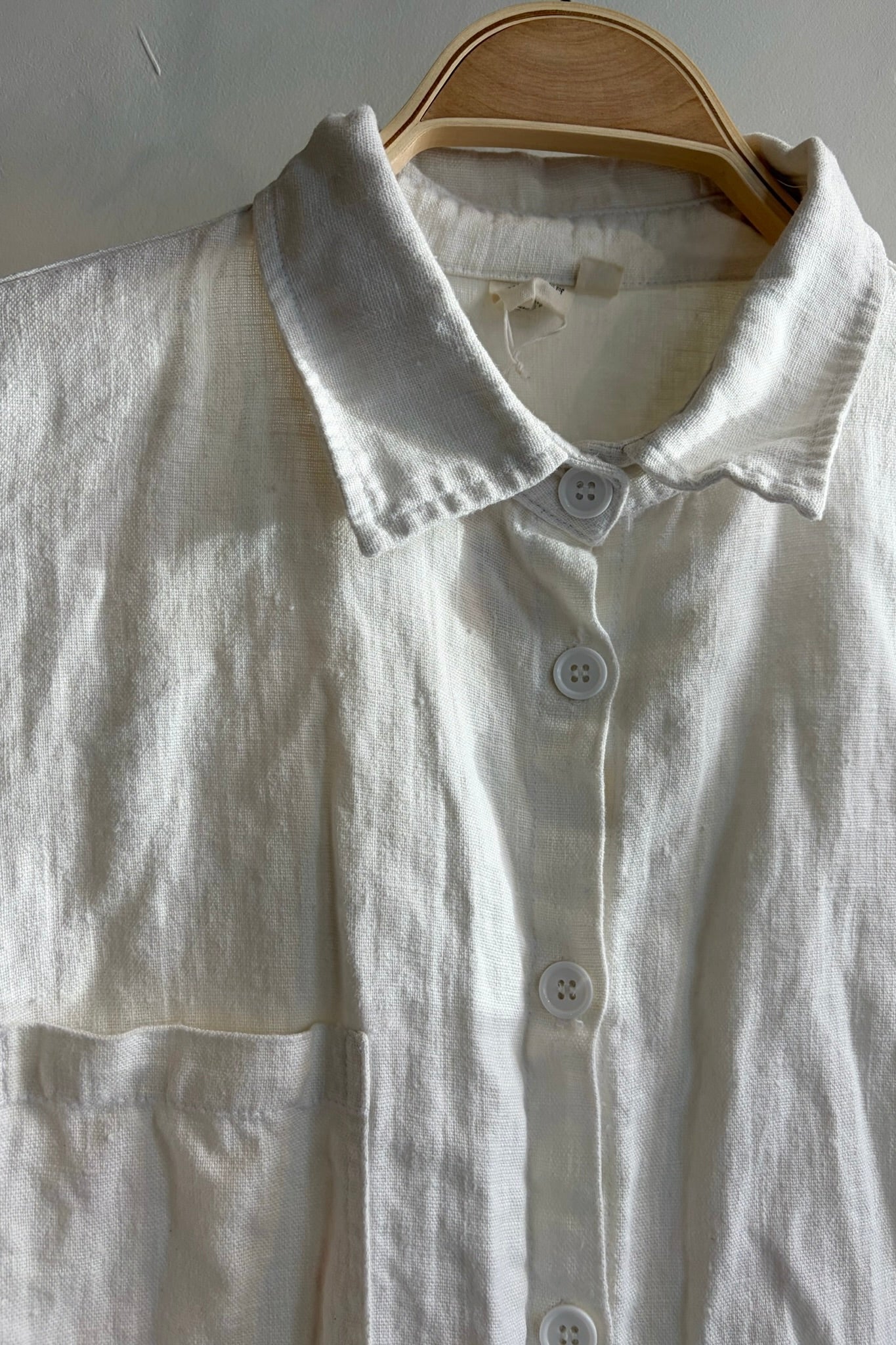 Pre-Loved / Shelter Lloyd Button up / White / Size XS
