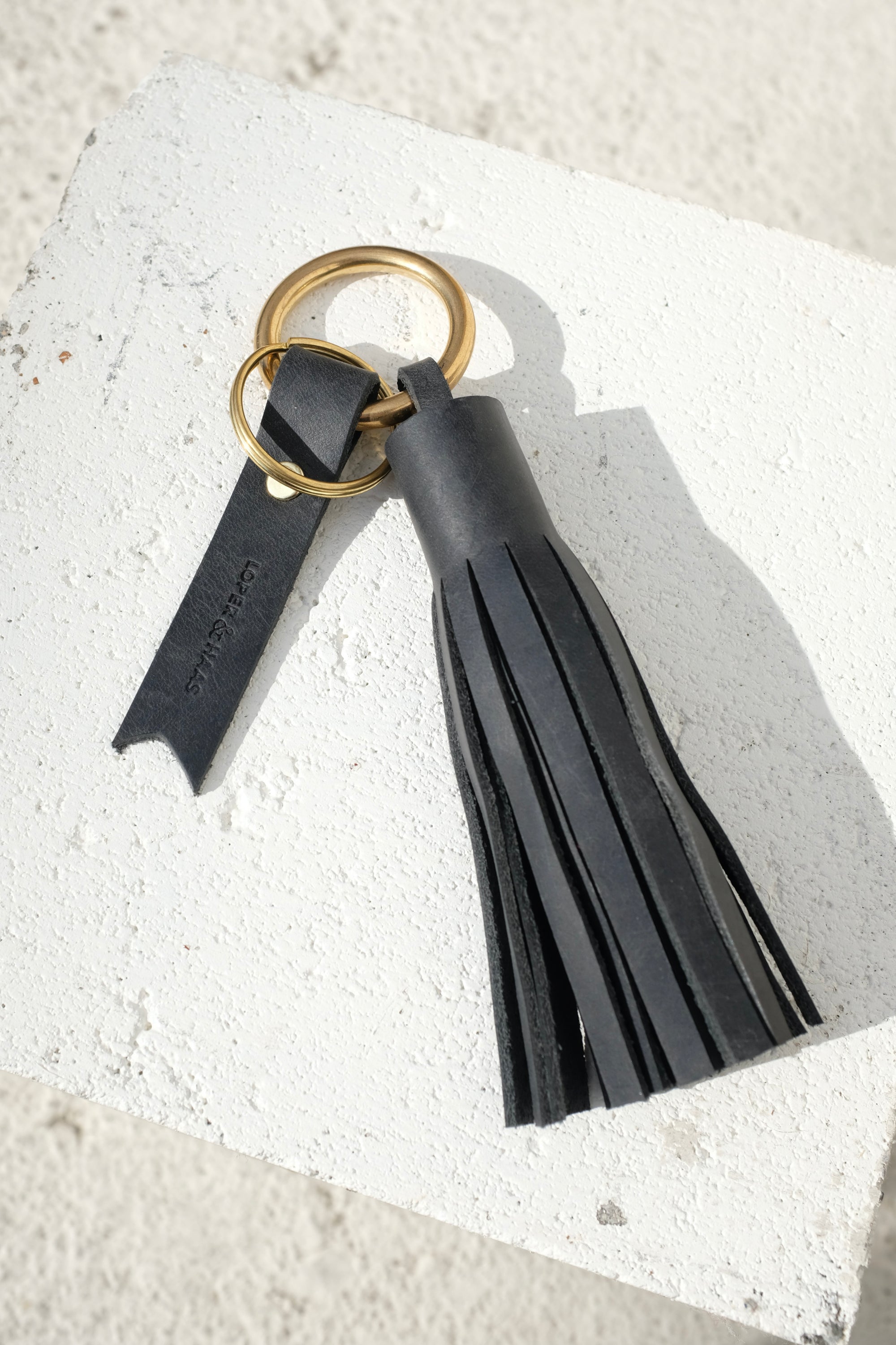Loper & Haas Tassel Keychain / Black O