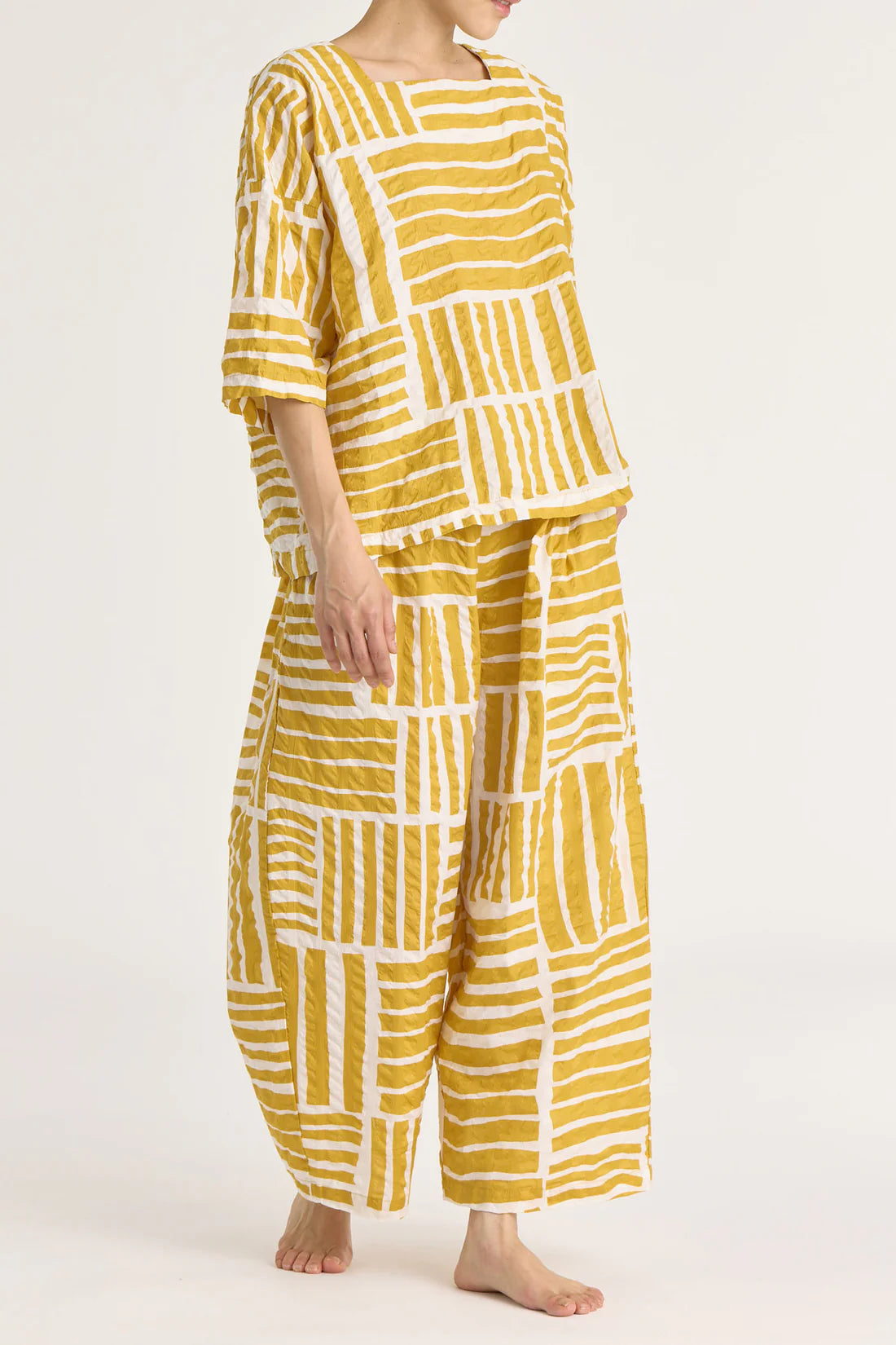 Black Crane Wide Pants / Gold Print