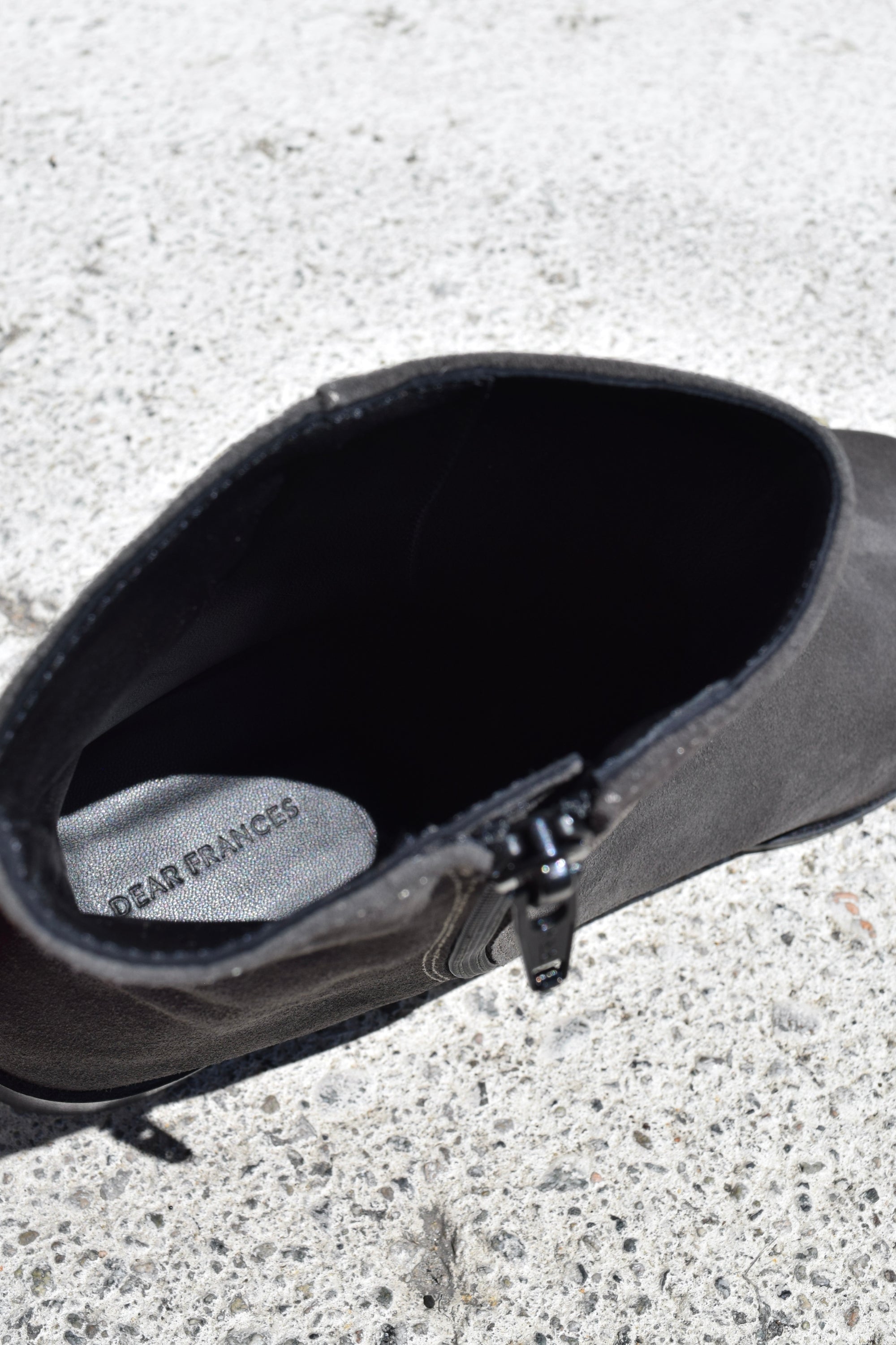River Boot / Charcoal Suede