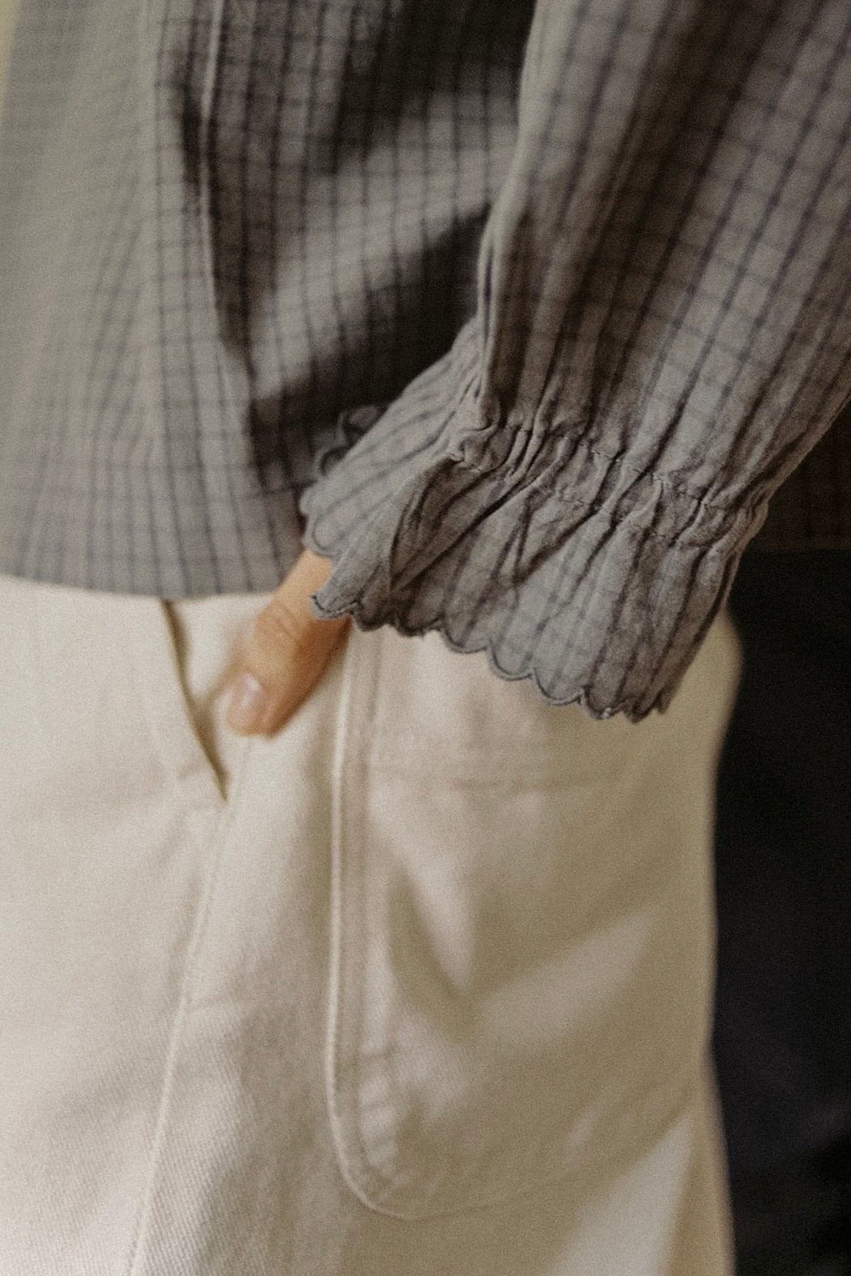 Isla Blouse / Grey Check