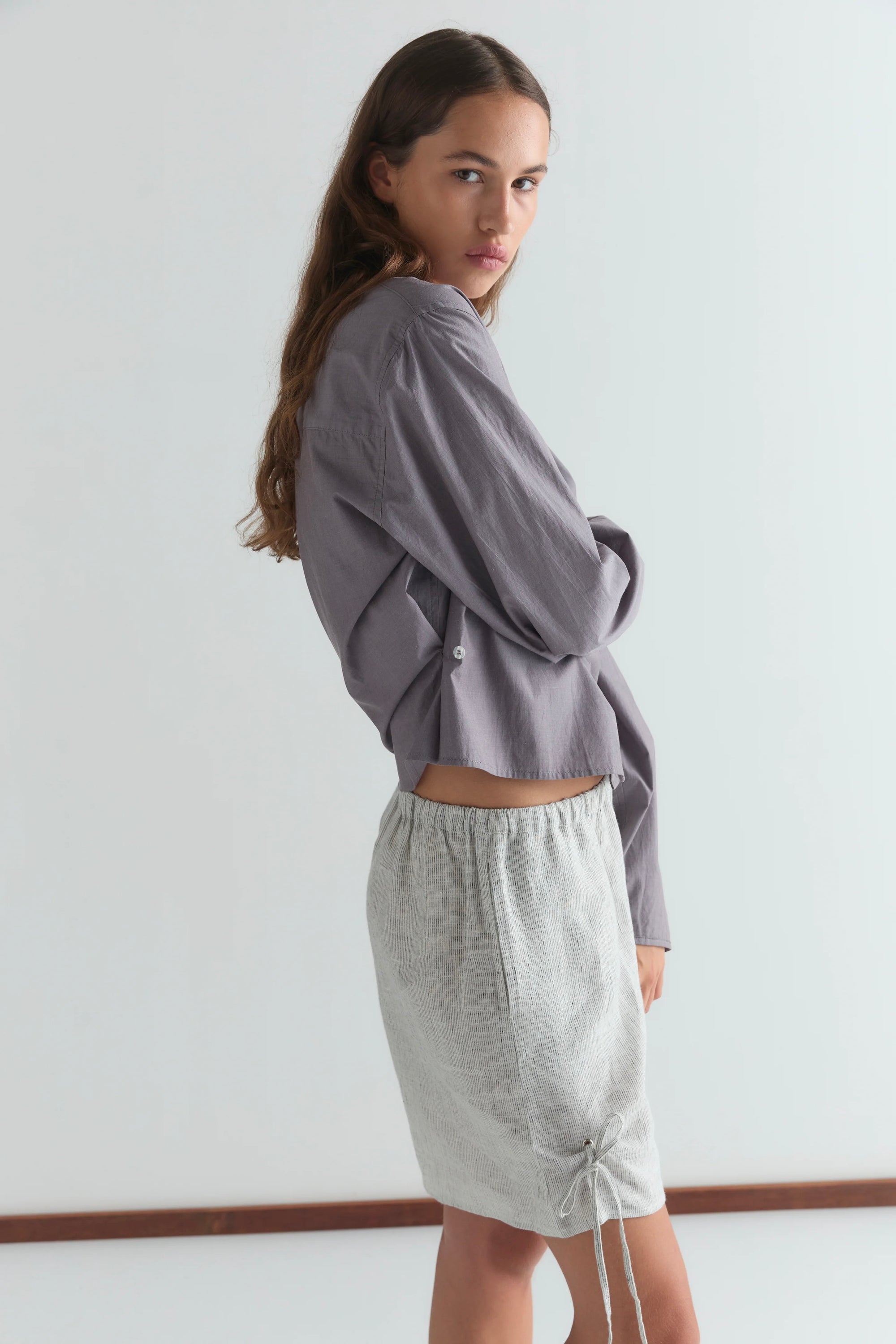Deiji Waist Button Shirt / Currant