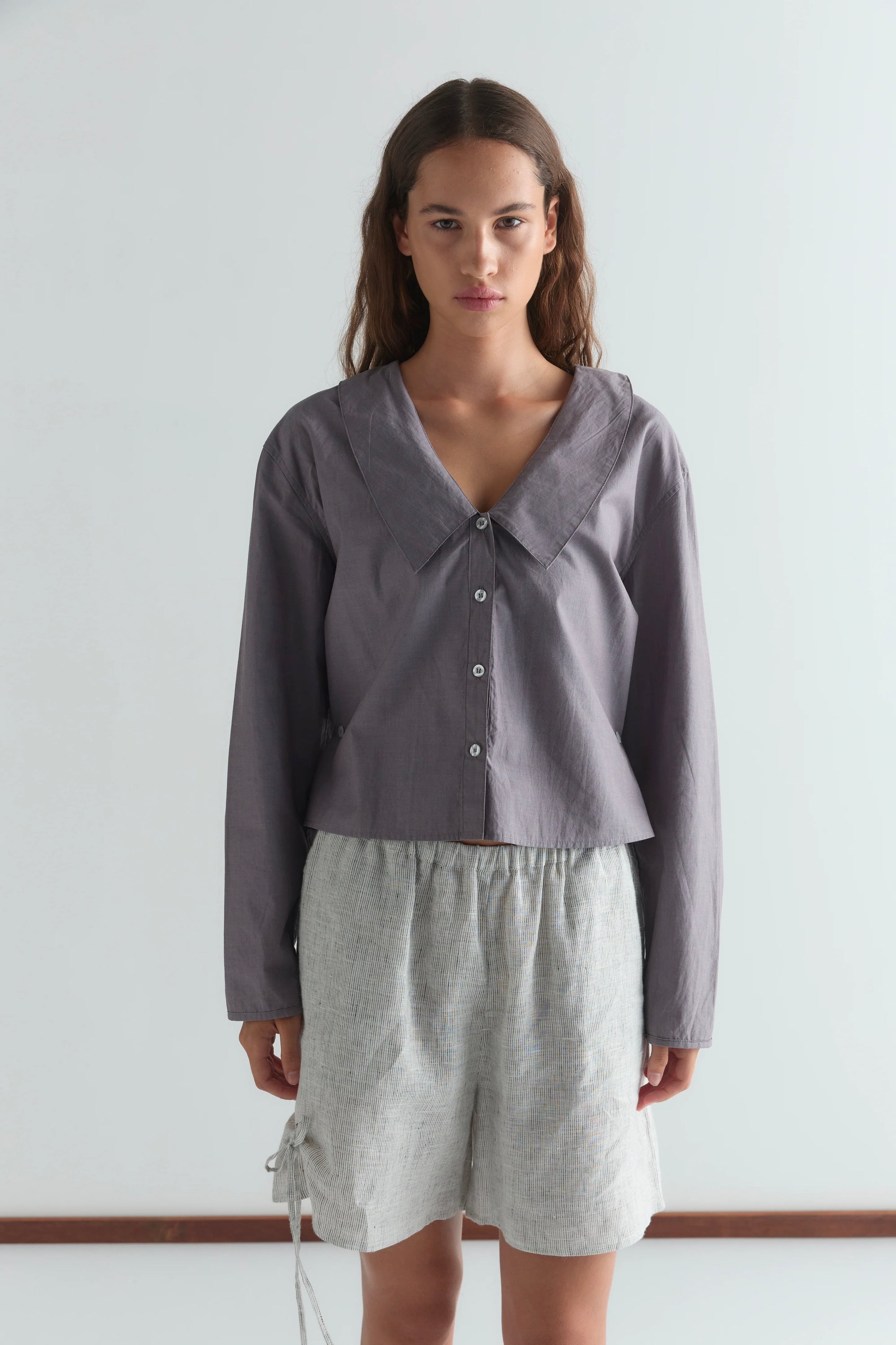 Deiji Waist Button Shirt / Currant