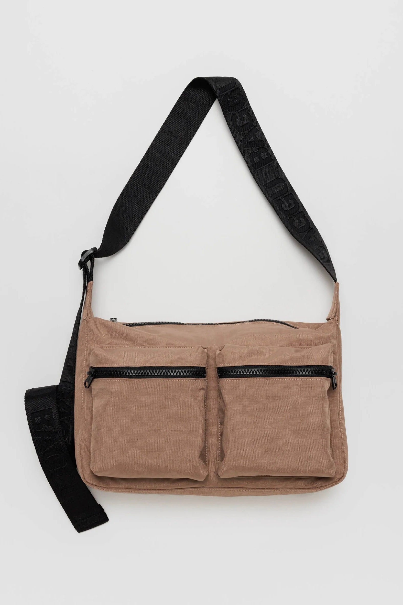 Medium Cargo Crossbody / Cocoa