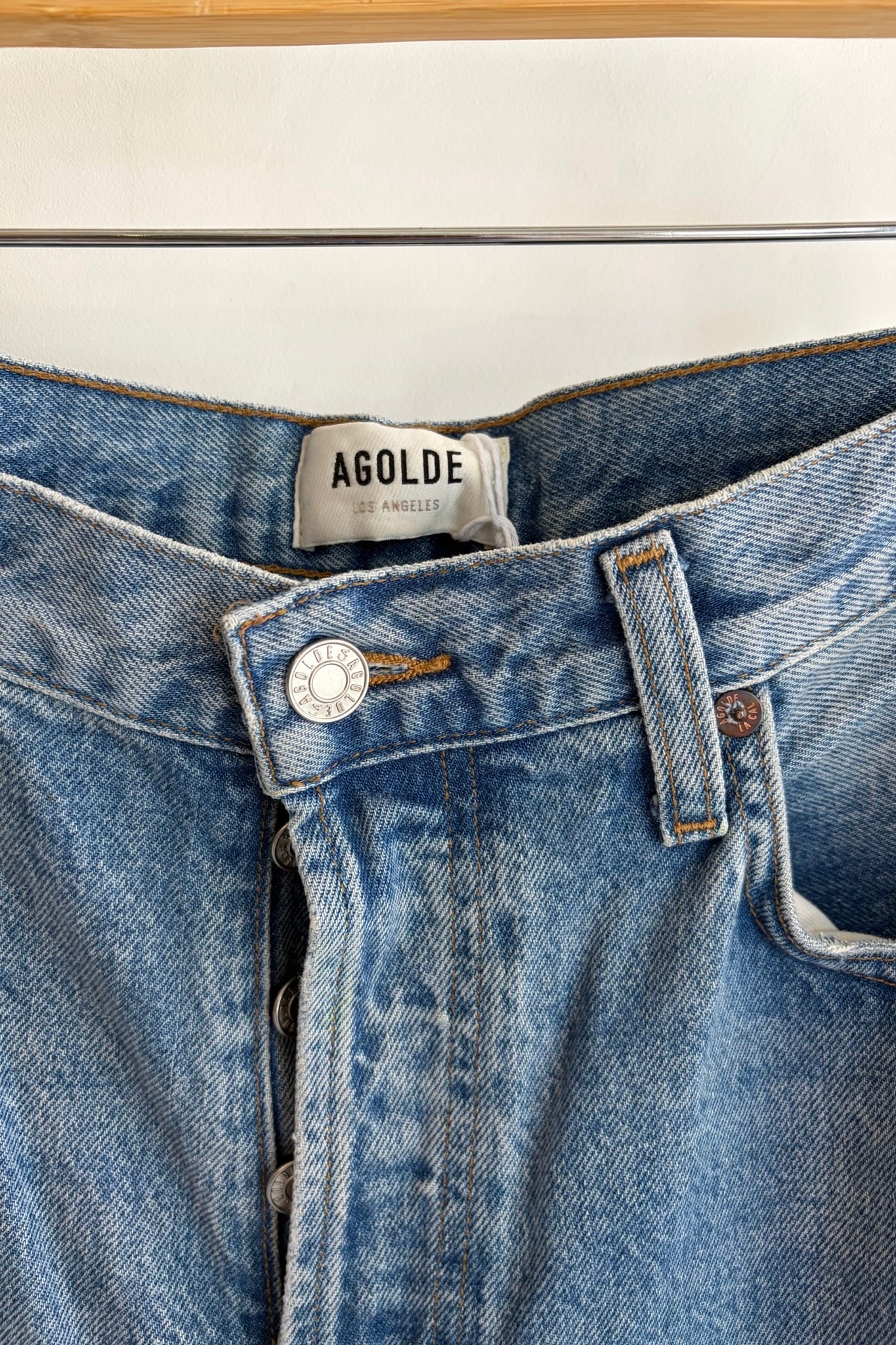 Pre-Loved / Agolde Low Slung Baggy Jean / Light / Size 28