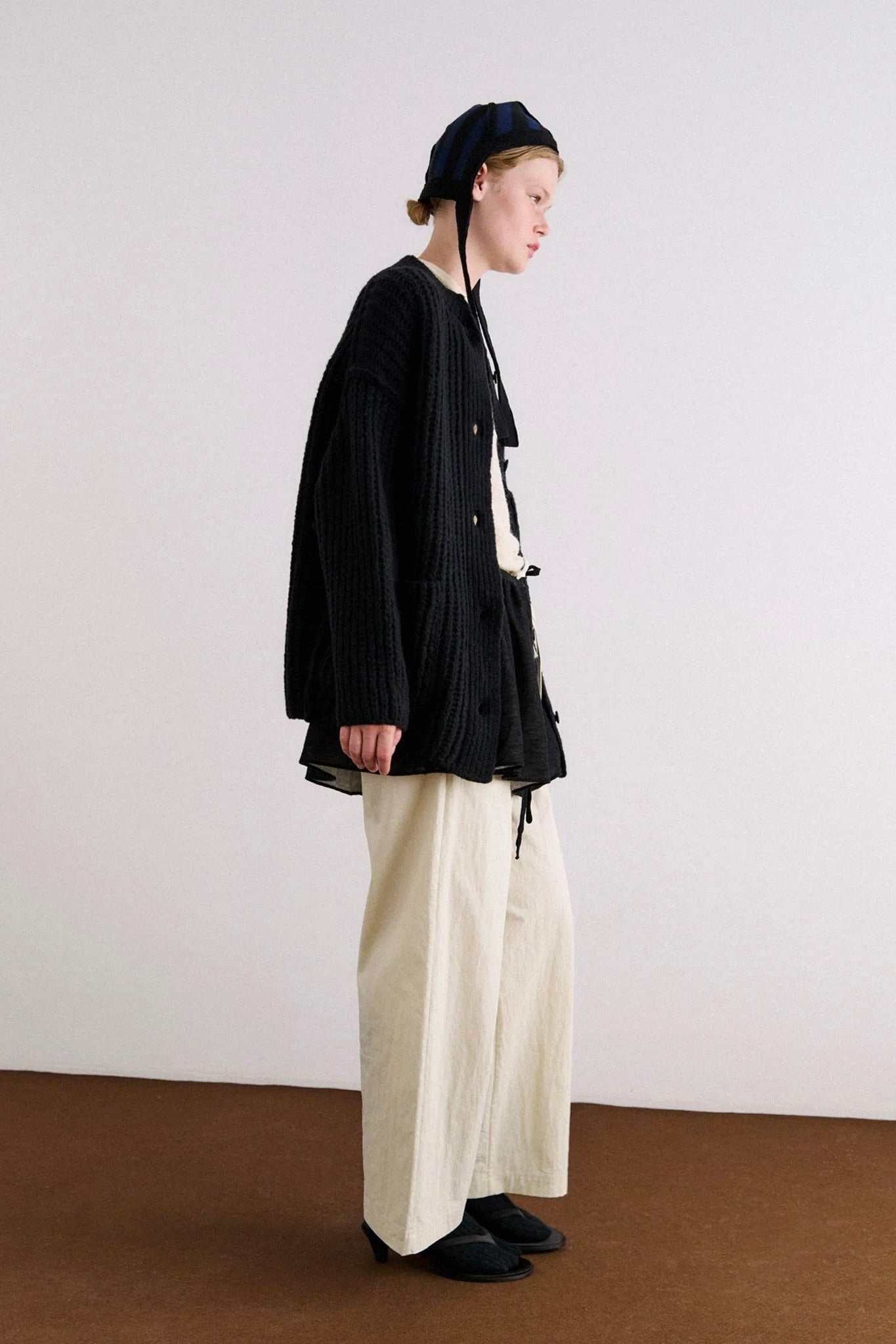 Rus Nui cardigan / Black