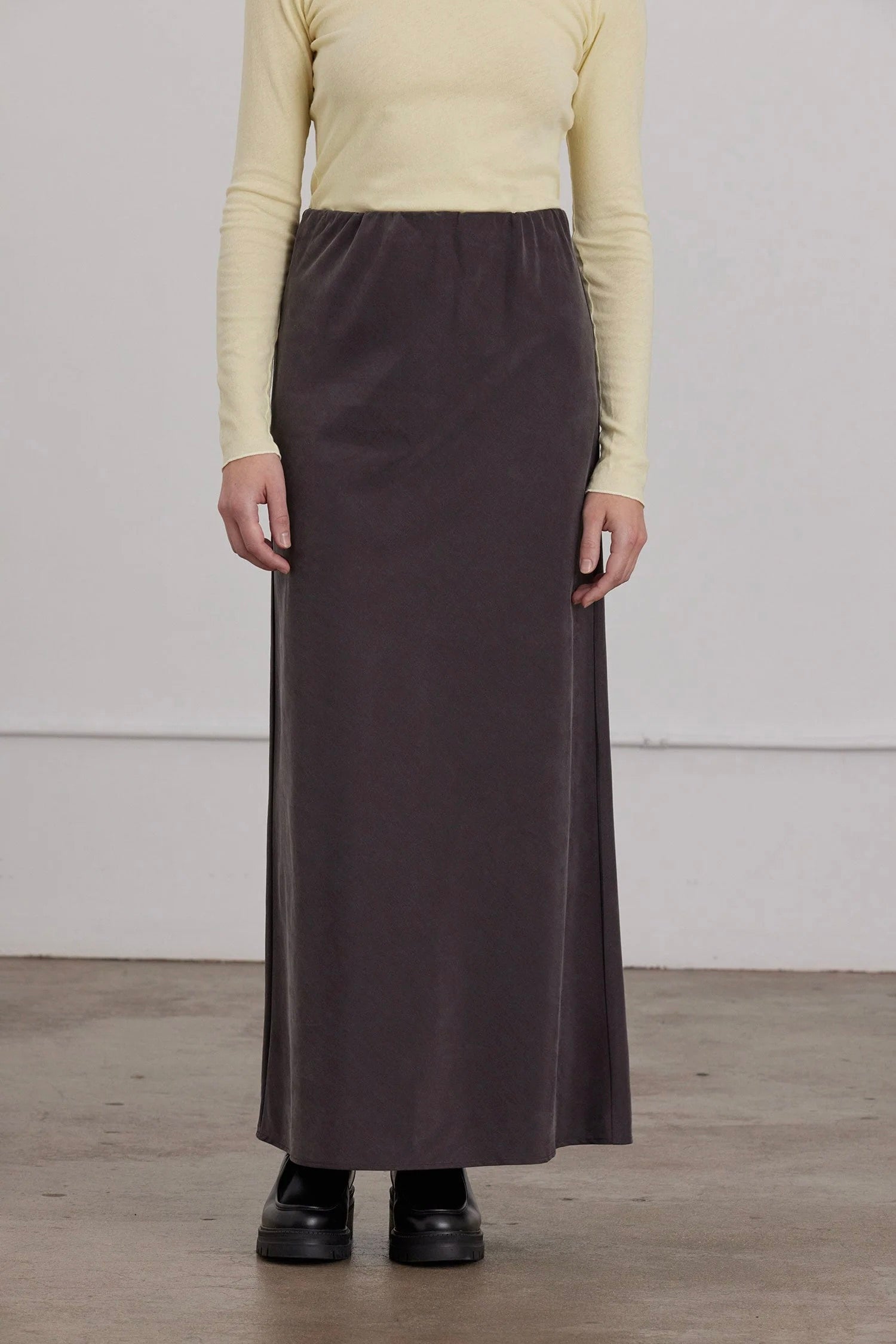 Bias Skirt / Dark Plum