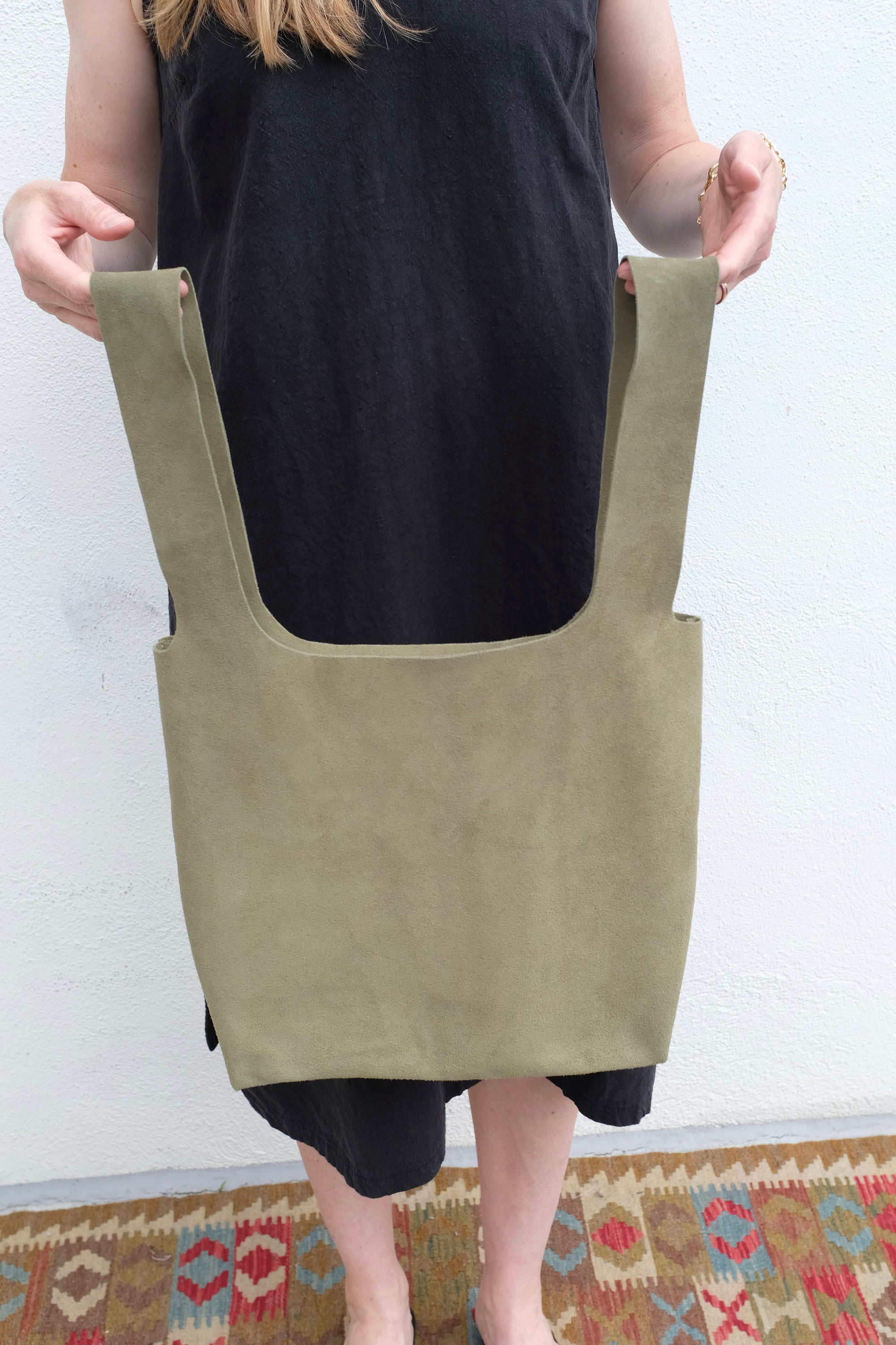 Slouchy Market Tote / Sage Suede