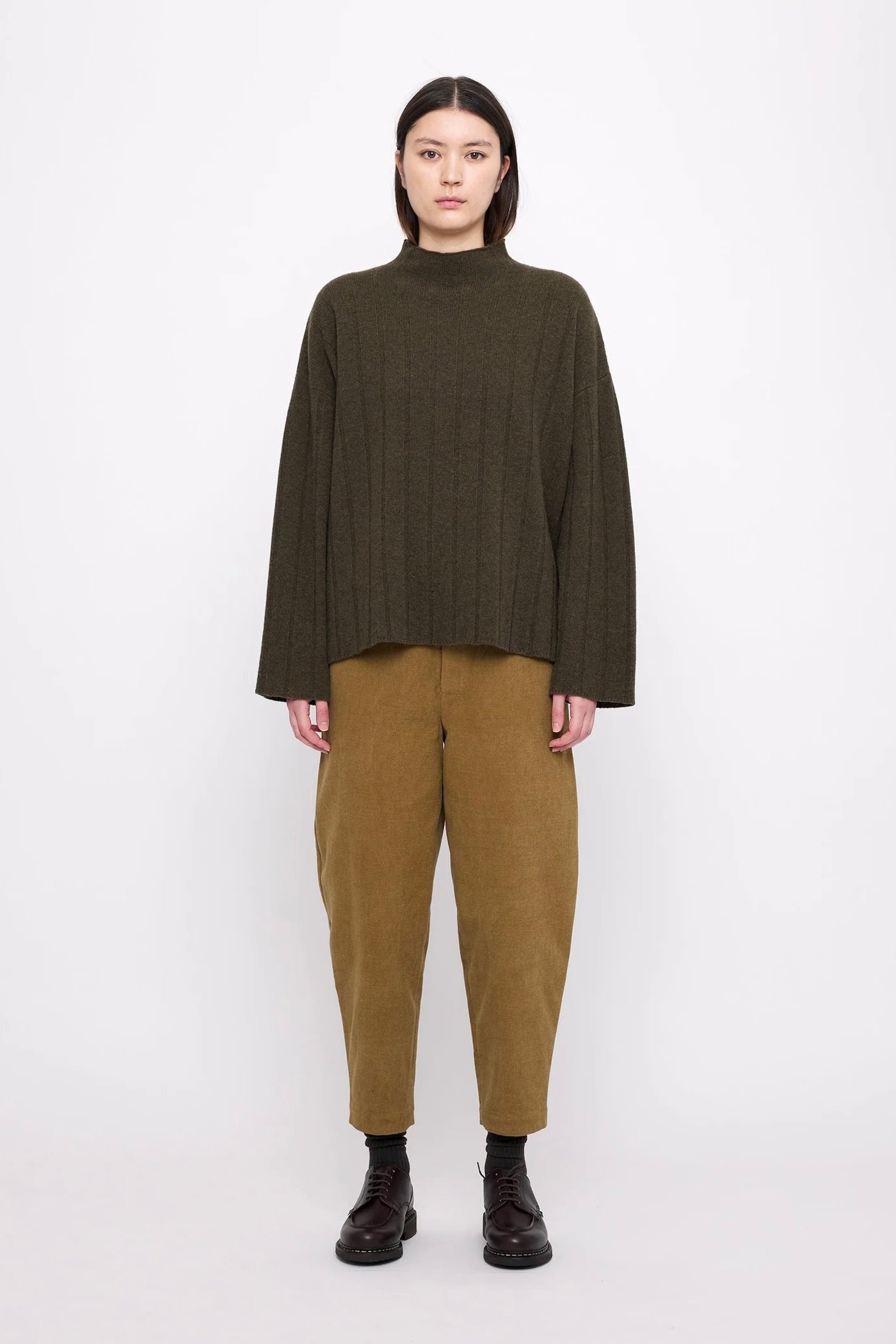 Szeki Merino Wide Ribbed Sweater / Olive