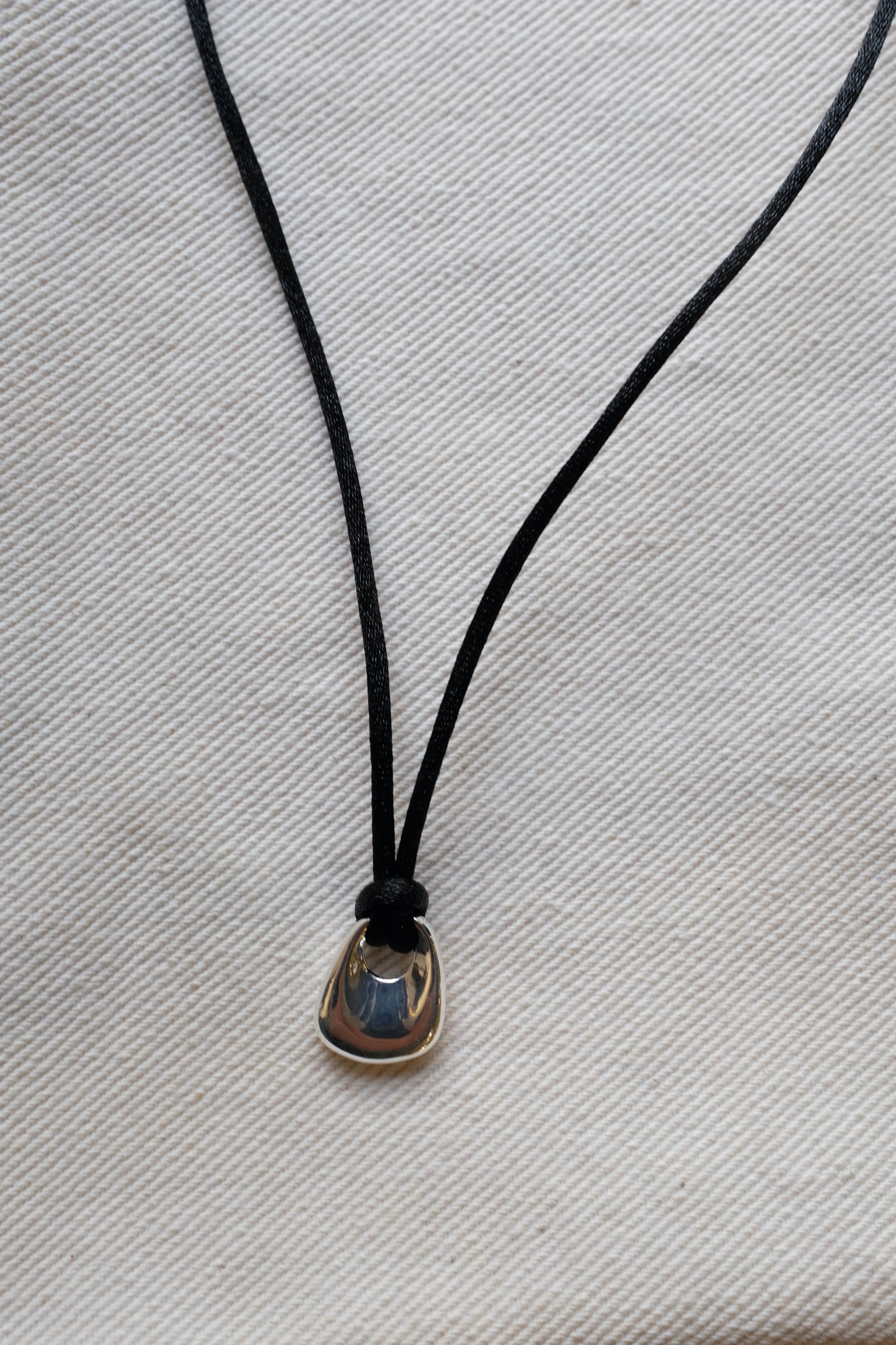 Wolf Circus Odette Black / Silver