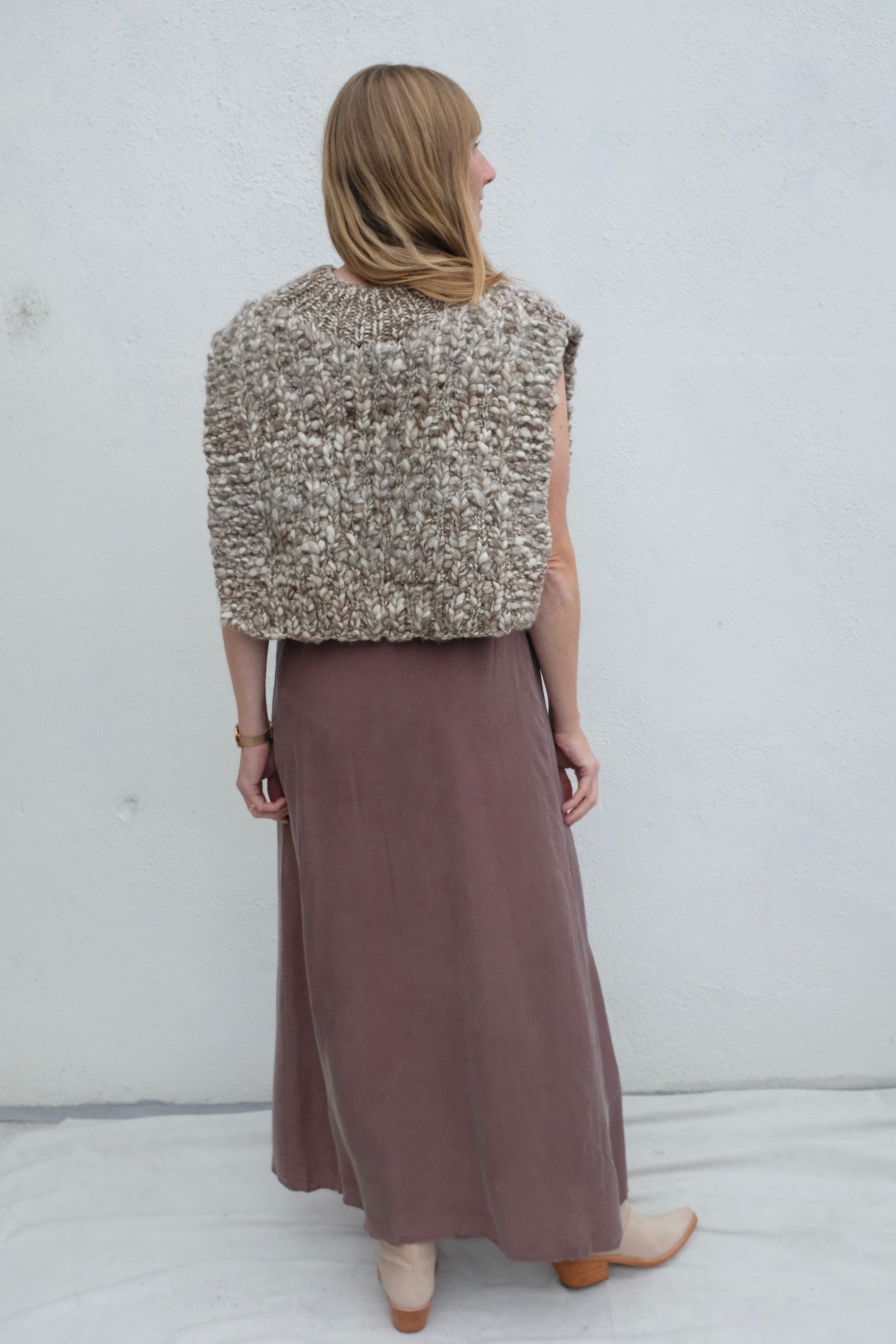 Ound Higo Hand Knitted Wool Vest / Stone