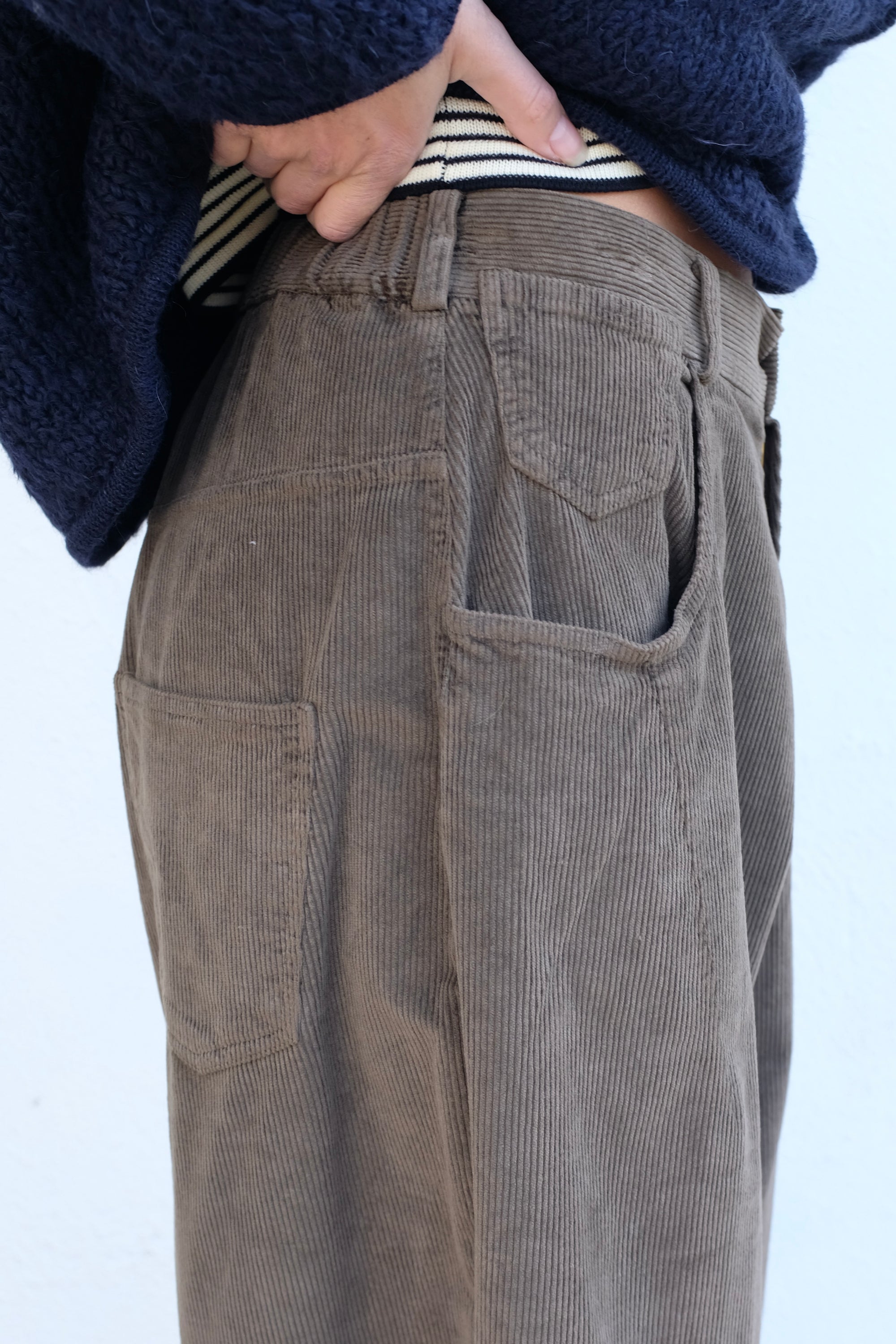 Cordera Corduroy Baggy Pants / Moss