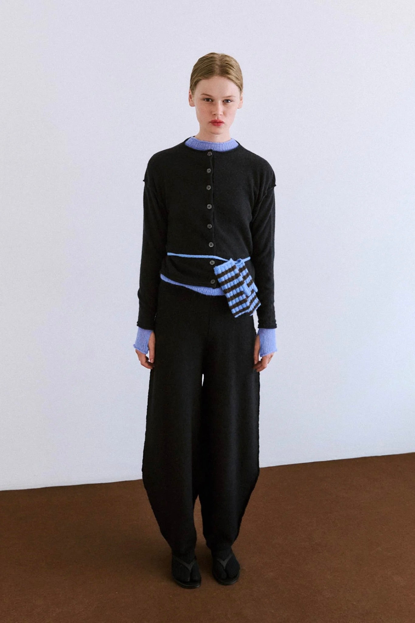 Rus Tentai Cardigan / Black