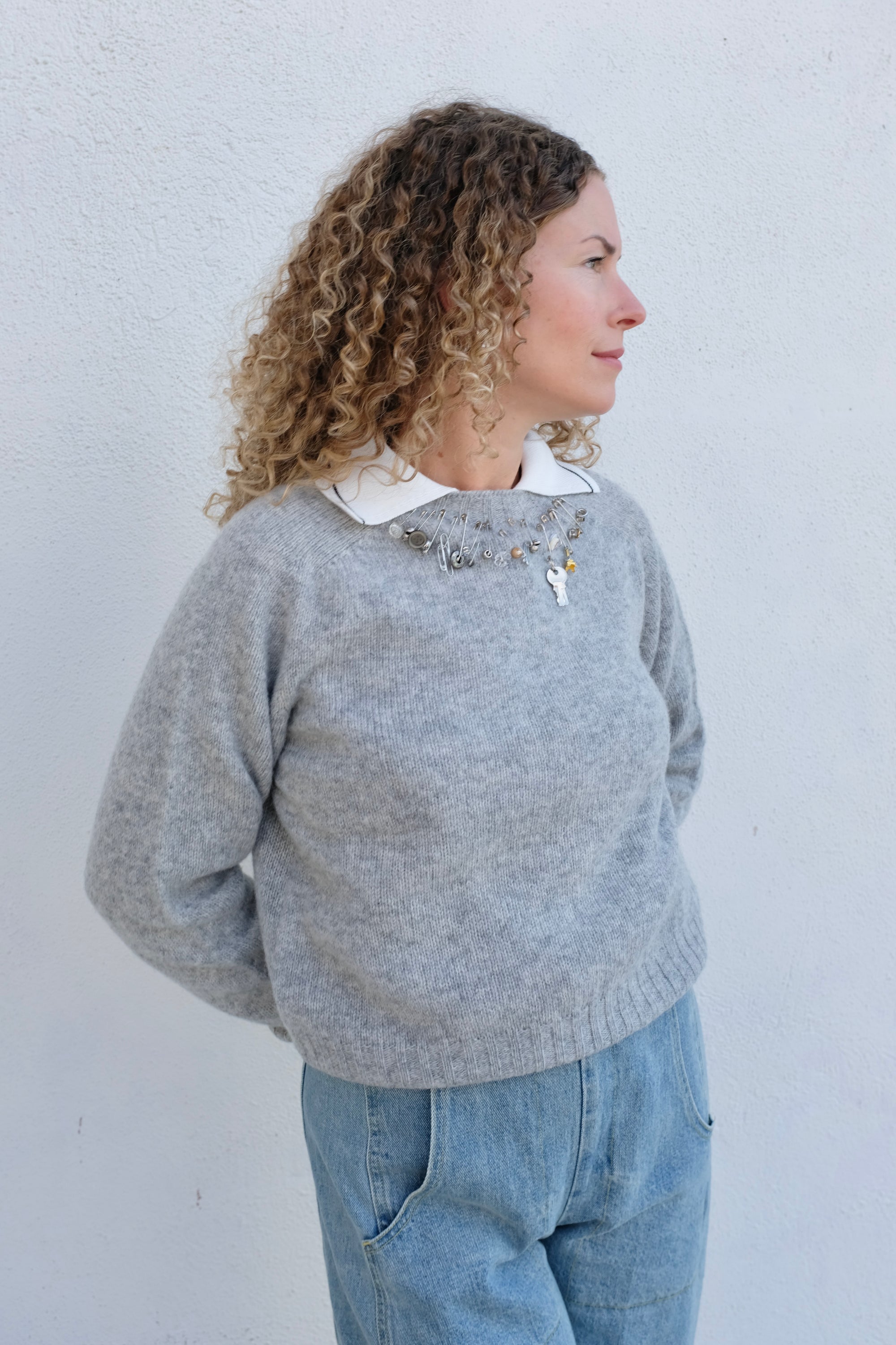 La Fetiche Clark Crewneck Sweater / Light Grey
