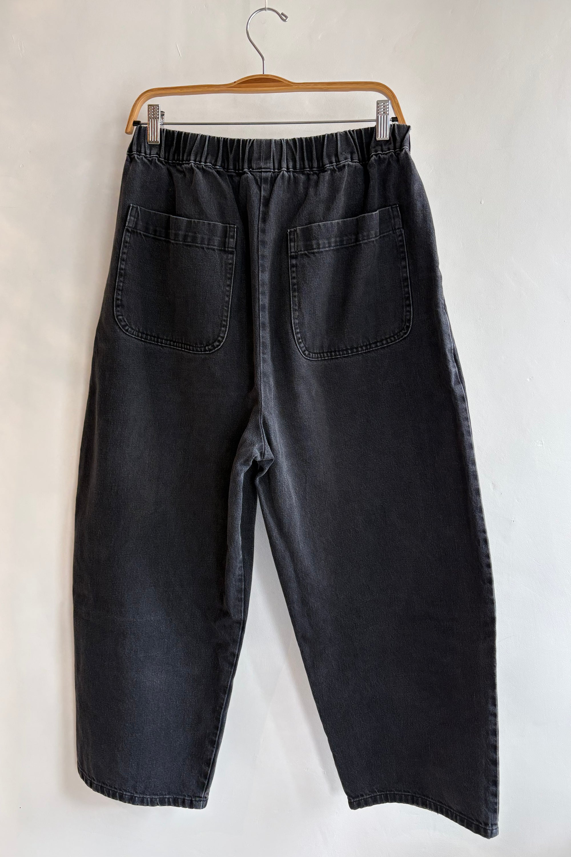 Pre-loved / Micaela Greg Barrel Pant / Faded Black Denim / Size Large