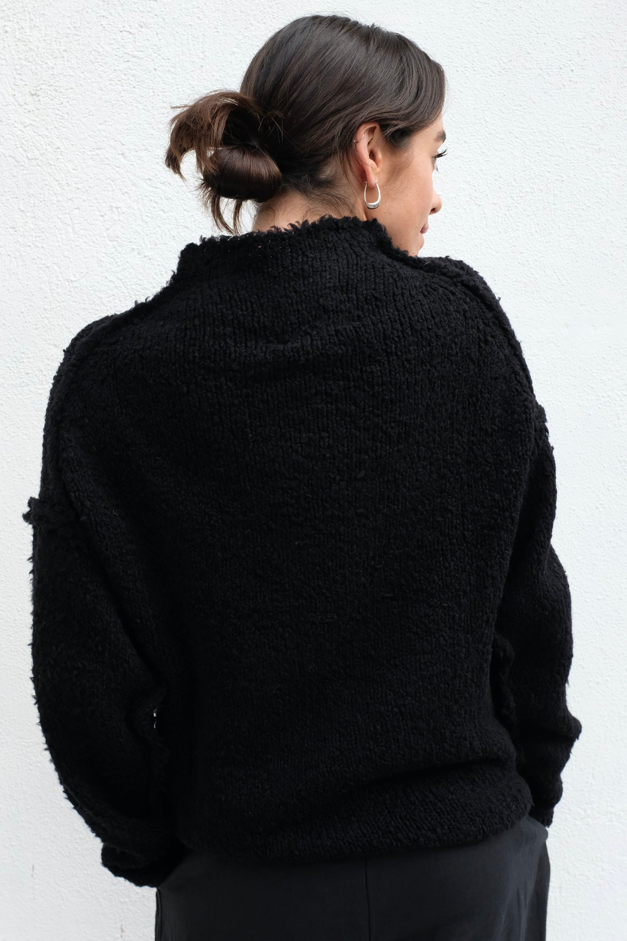 Rus Nemuri Sweater / Black