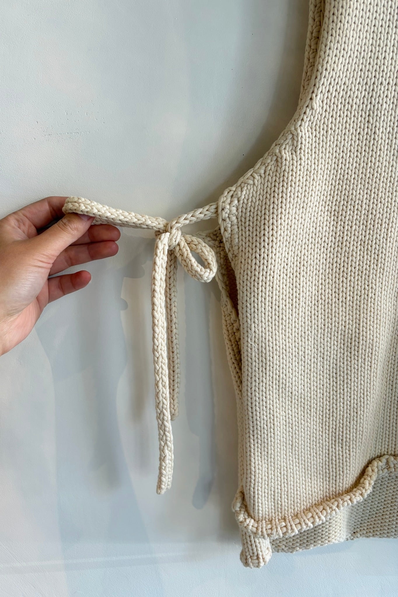 Pre-Loved / Giveh Knit Tie Top / Cream / Size 1