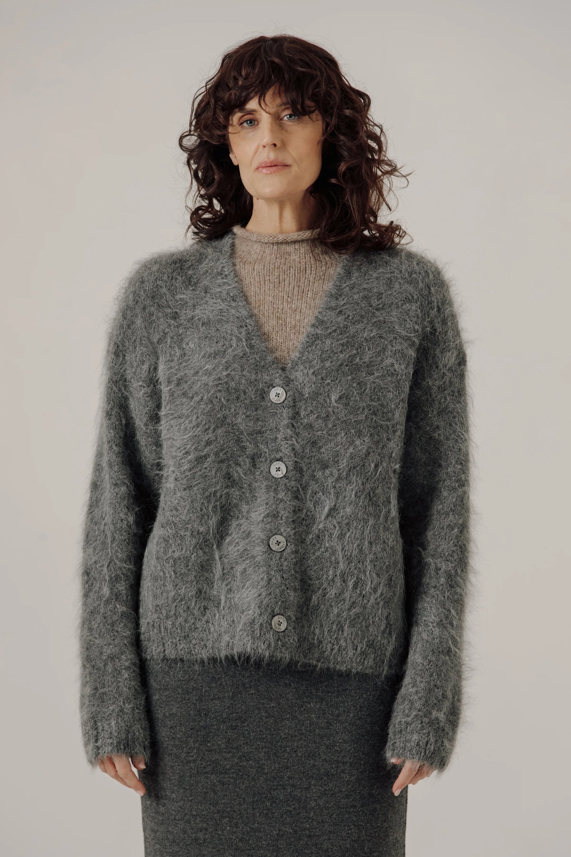 Bare Knitwear Suri Alpaca Cardigan / Stone