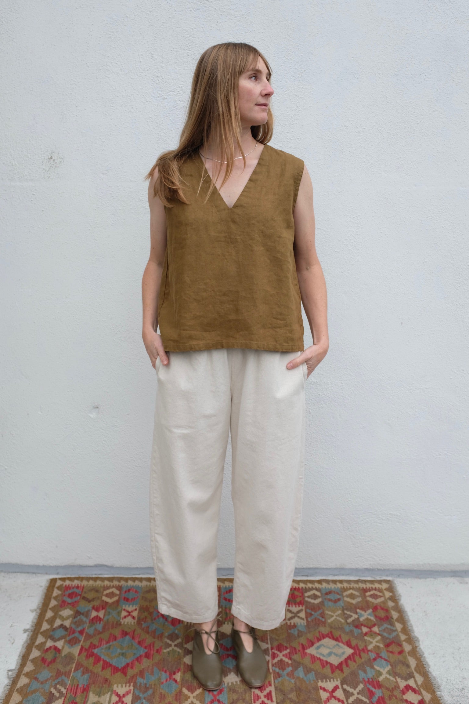 Moss Grey Juliana V-Neck Top / Kalamata