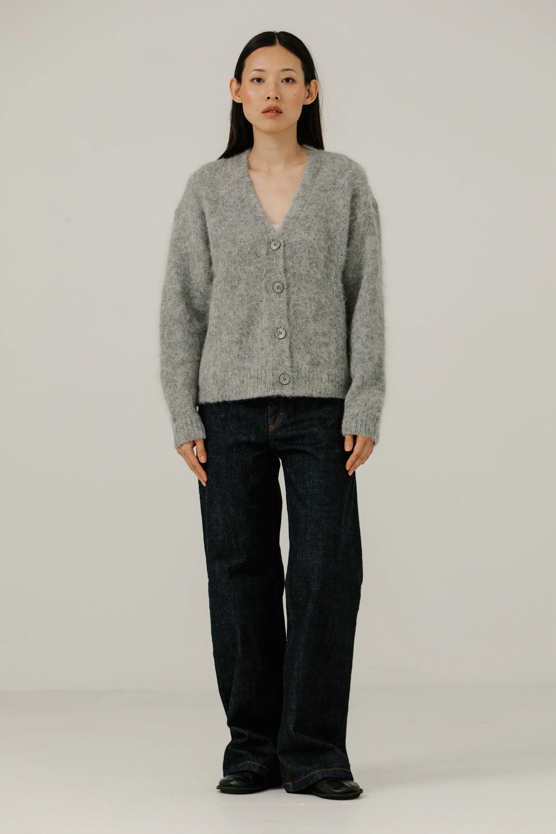 Bare Knitwear Suri Alpaca Cardigan / Grey