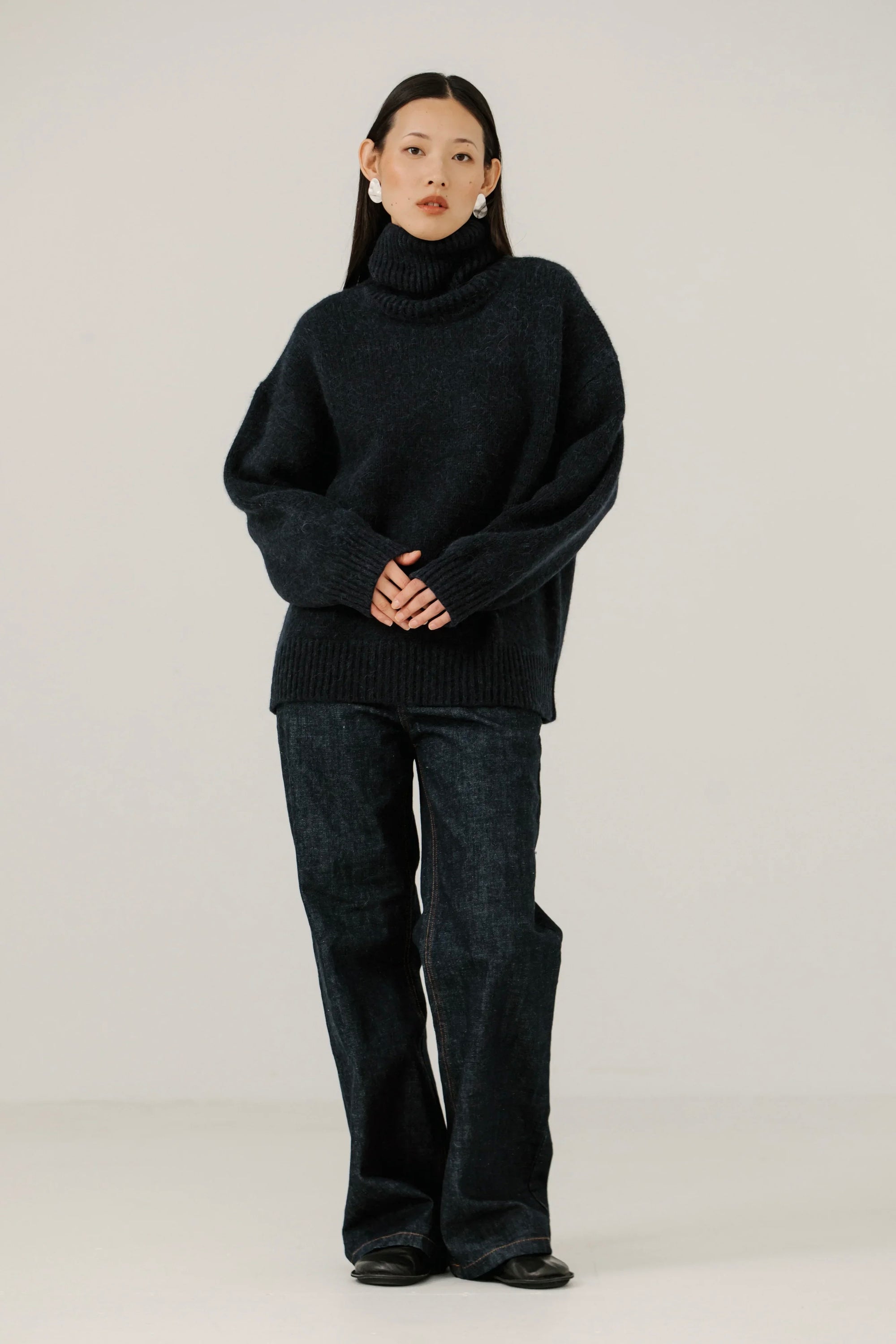 Bare Knitwear / Pop-Up / Alpaca Heritage Turtleneck / Dark Navy