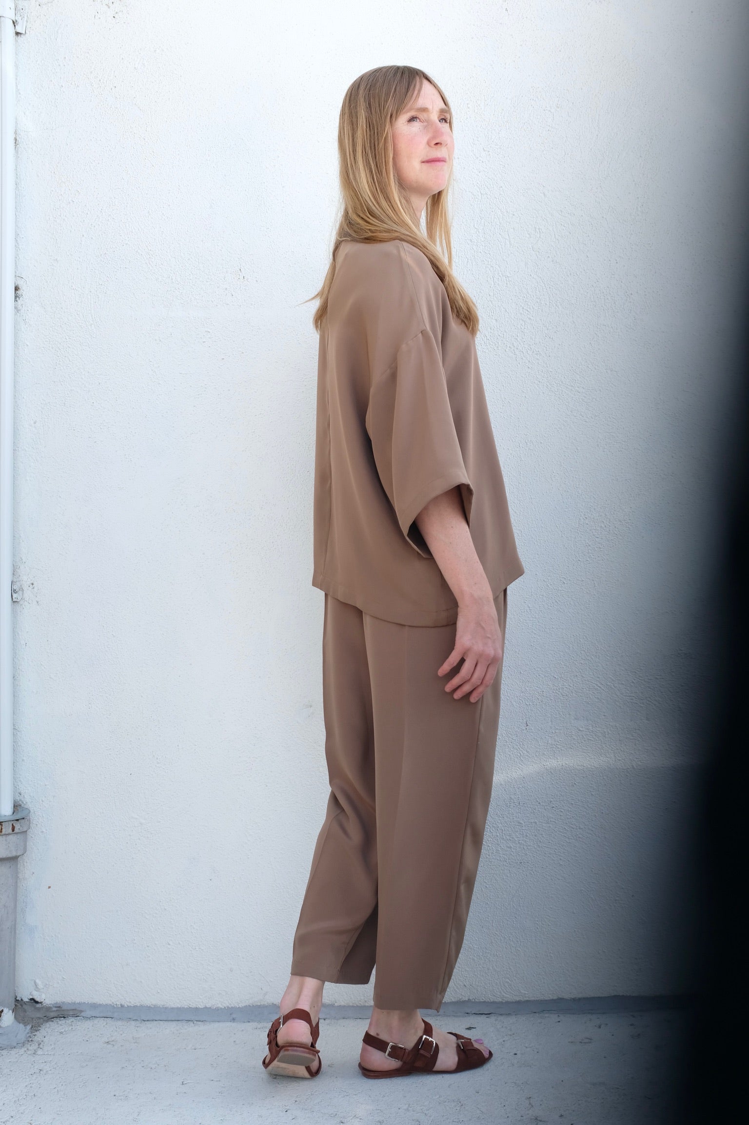 Modern Weaving Relaxed Lean Trouser / Almond