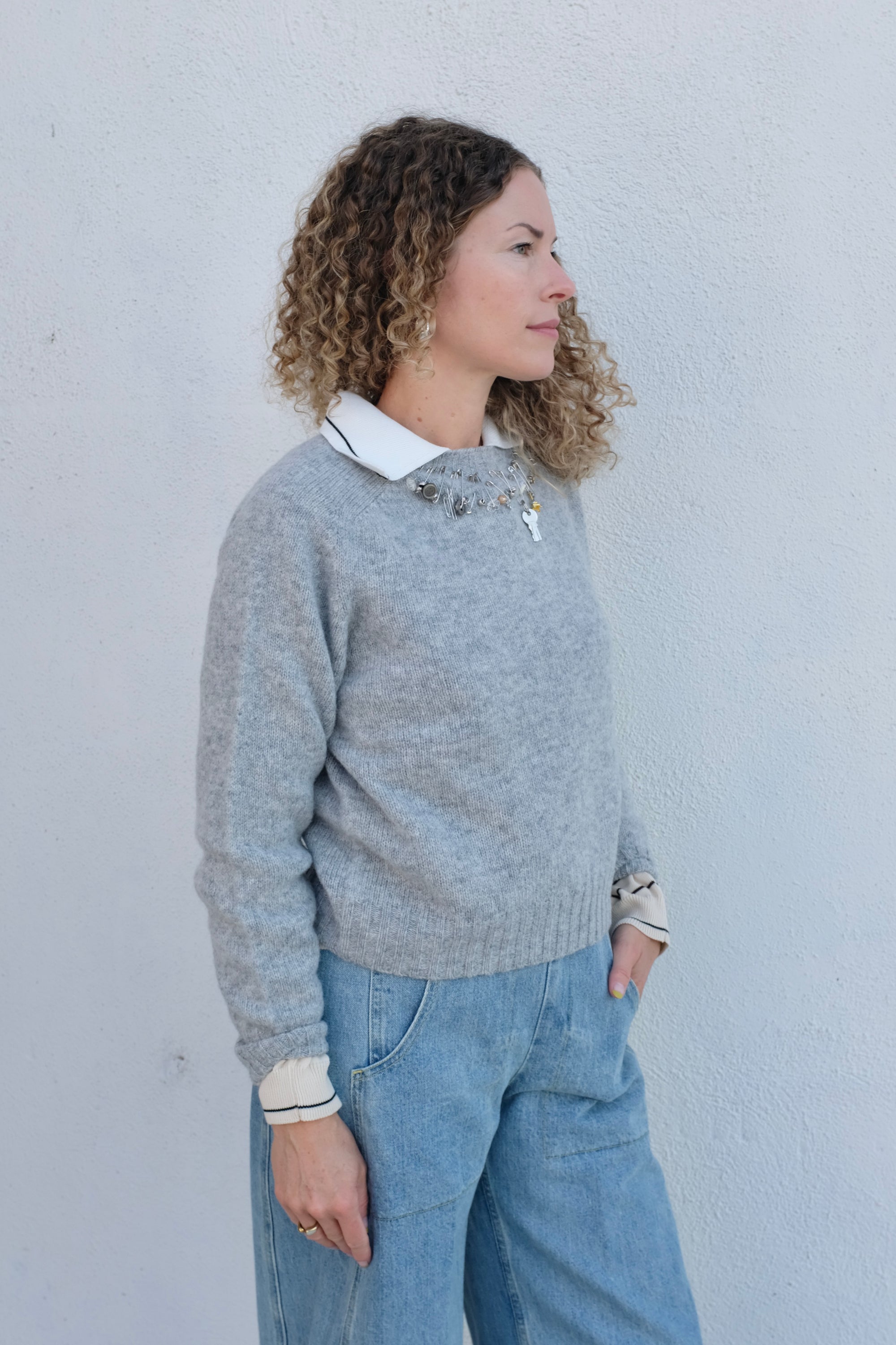 La Fetiche Clark Crewneck Sweater / Light Grey