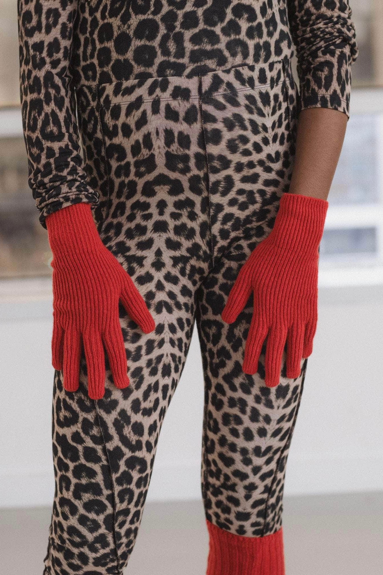 Baserange Ribbed Gloves / Melograno Red