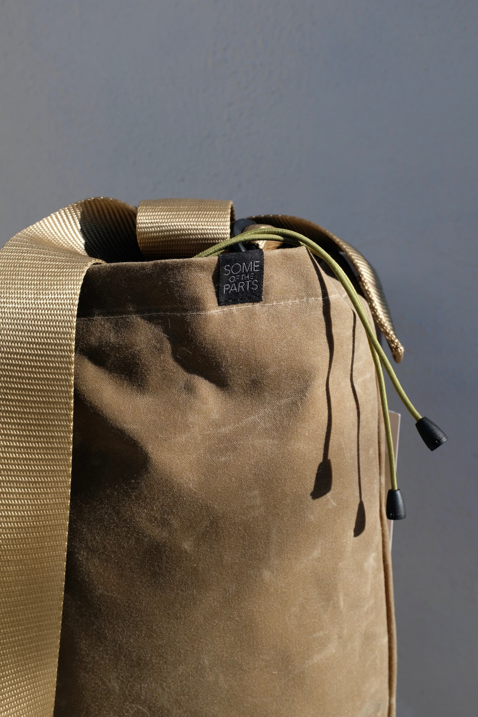 Some of the Parts Bucket Bag / Khaki