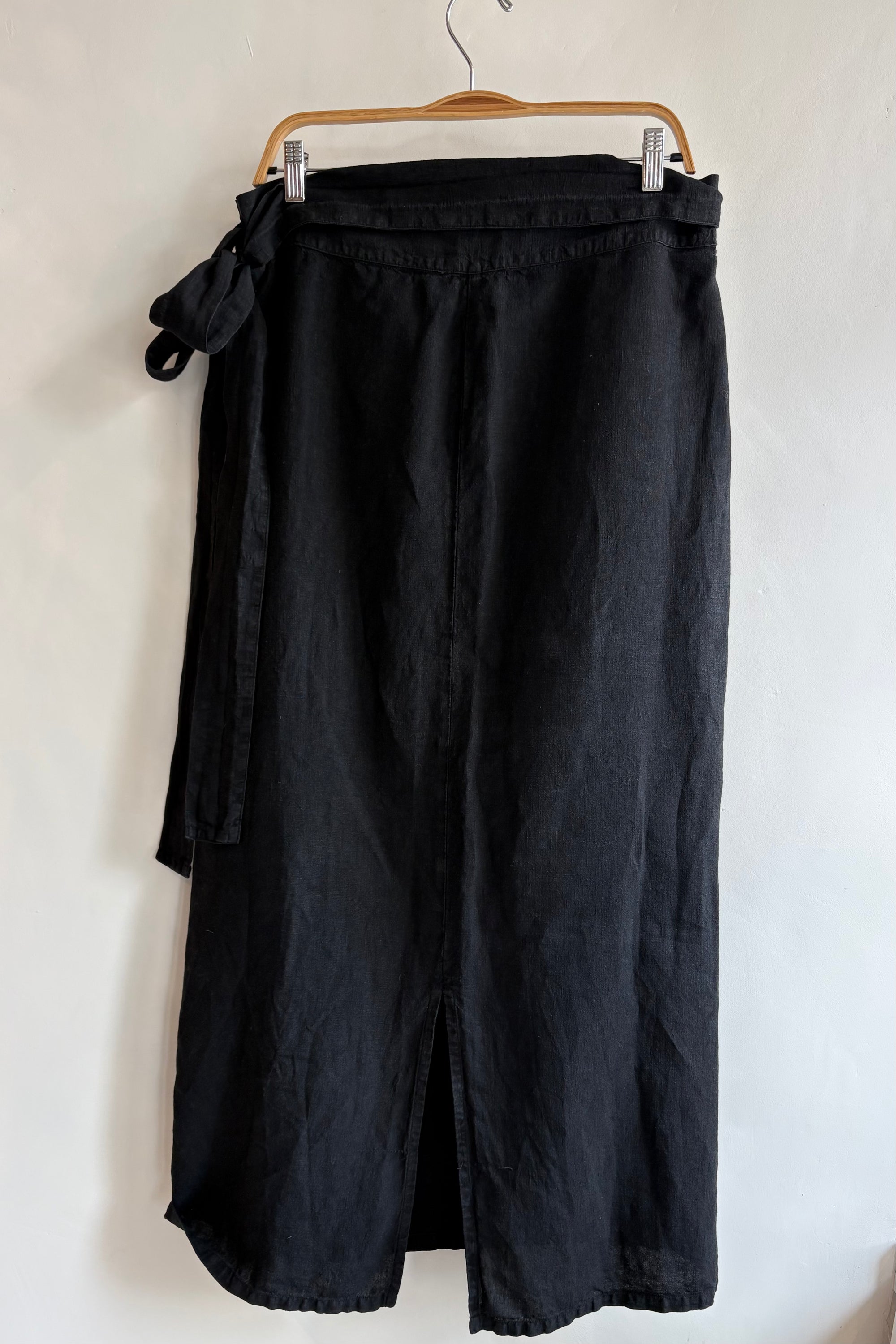 Pre-Loved / Gillian Stevens Pauline Wrap Skirt / Noir / 4