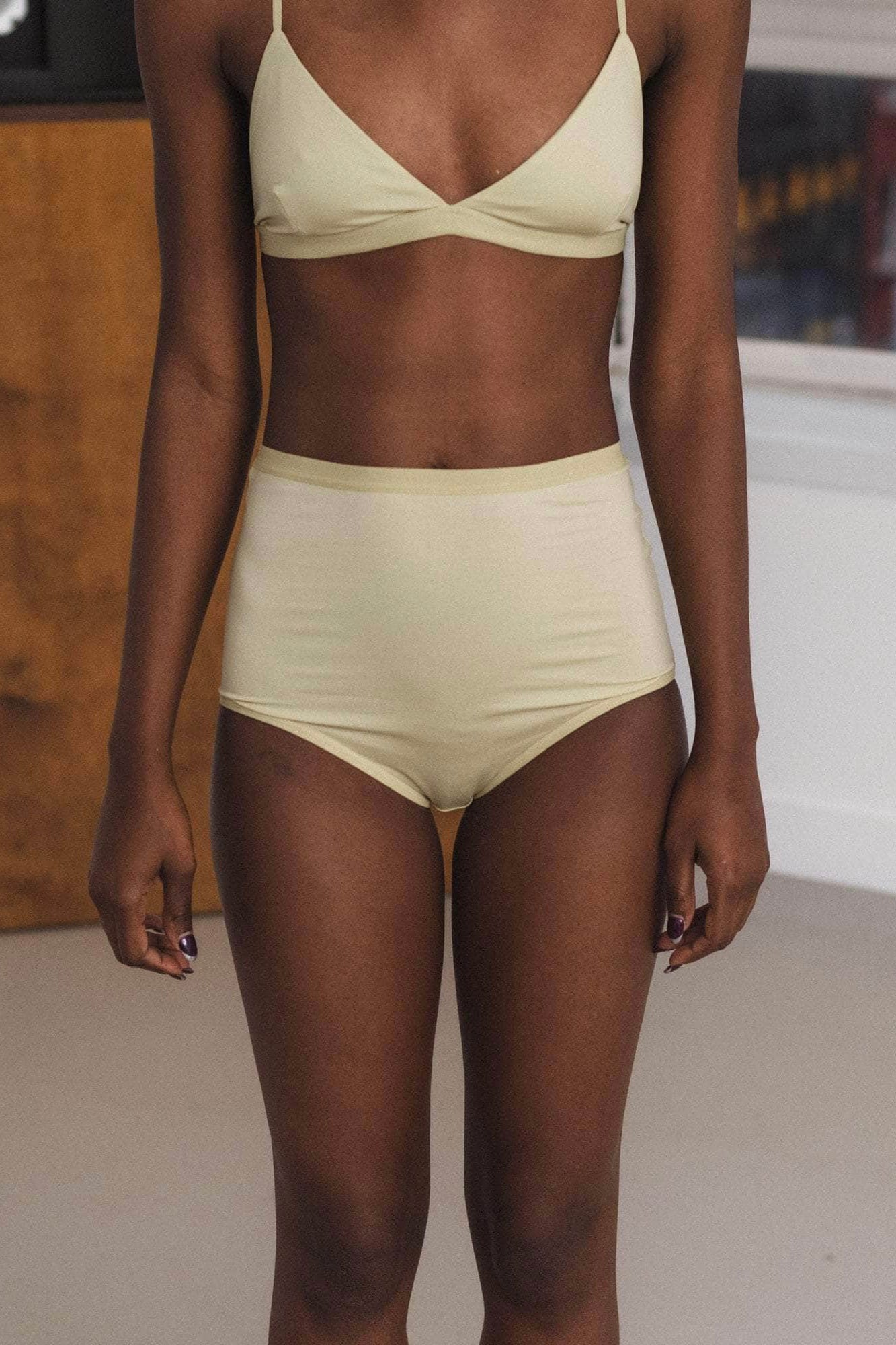 Baserange Highwaist Bell Pant / Pier Green