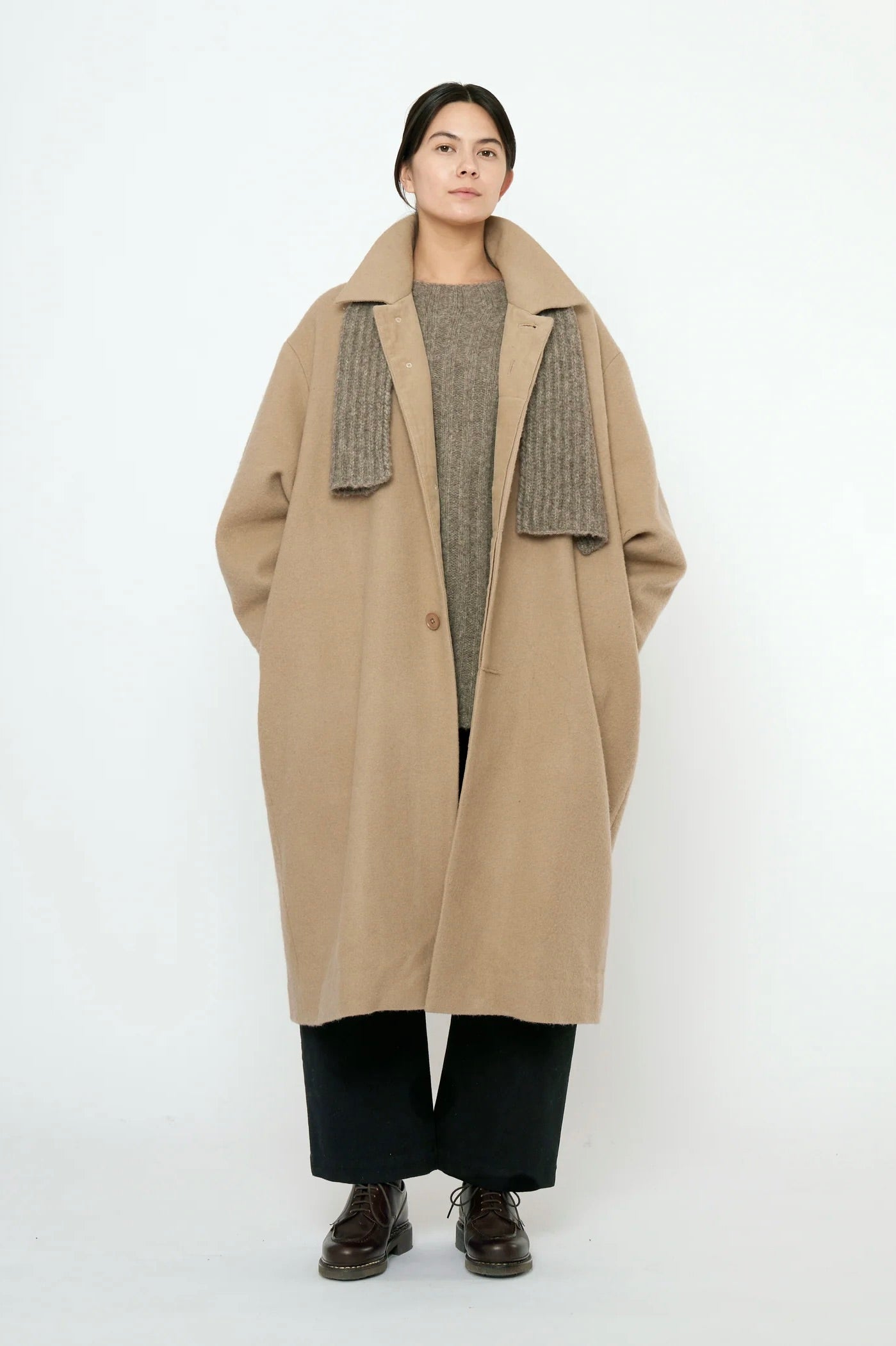 7115 by Szeki Cuffed Wool Coat / Desert Sand