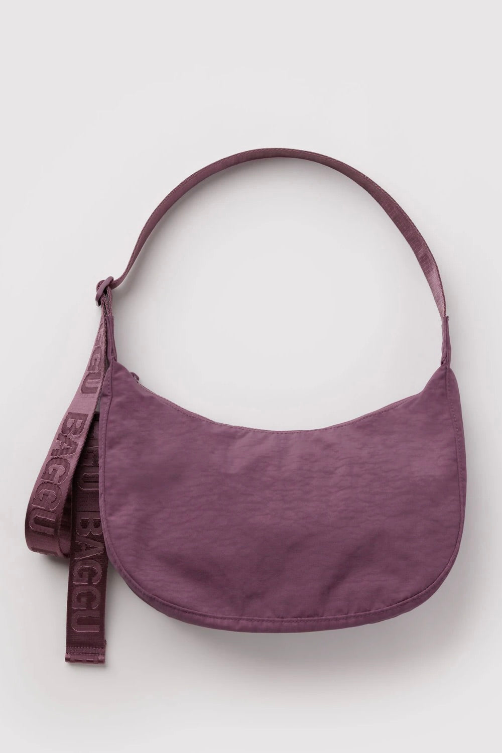 Baggu Medium Crescent / Wild Plum