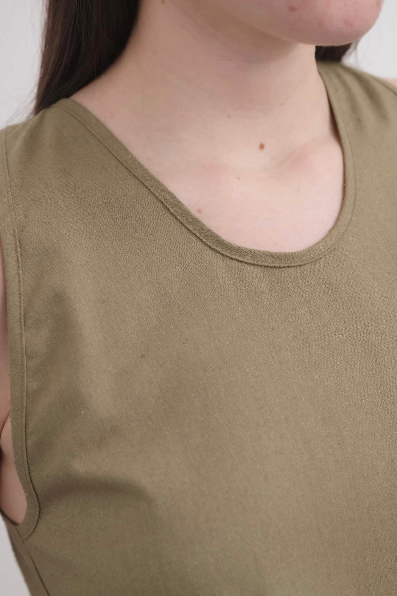 Baserange Apron Top / Lua Green