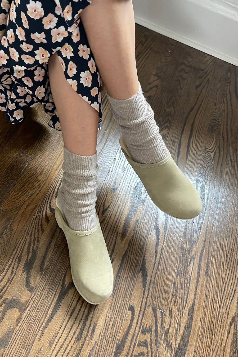 Le Bon Shoppe Snow Socks / Tan