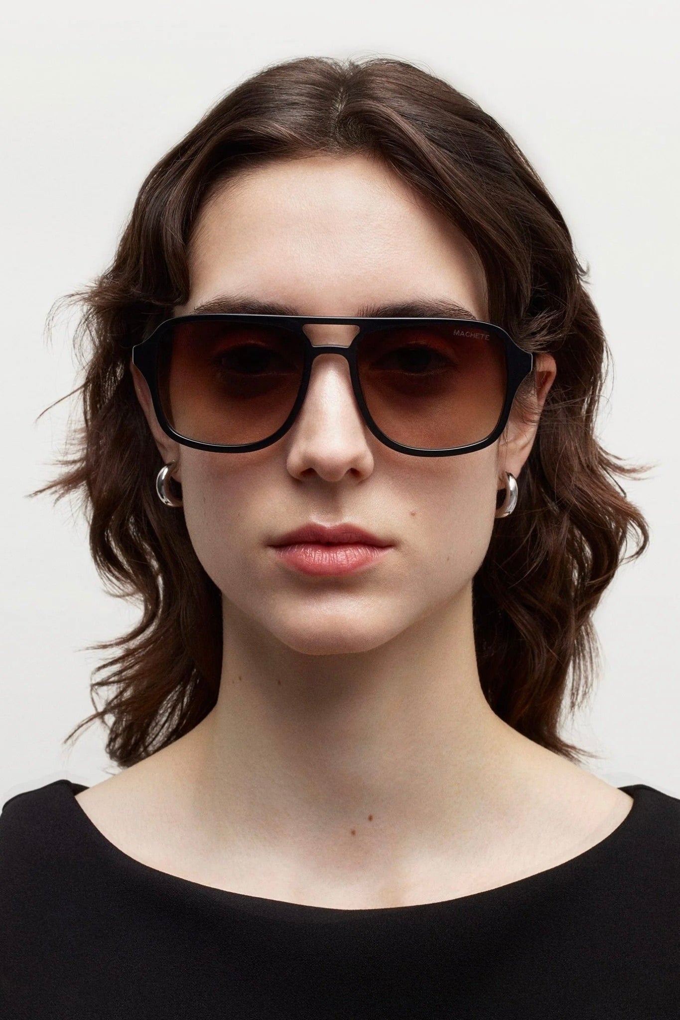 Jane Sunglasses / Modern Walnut