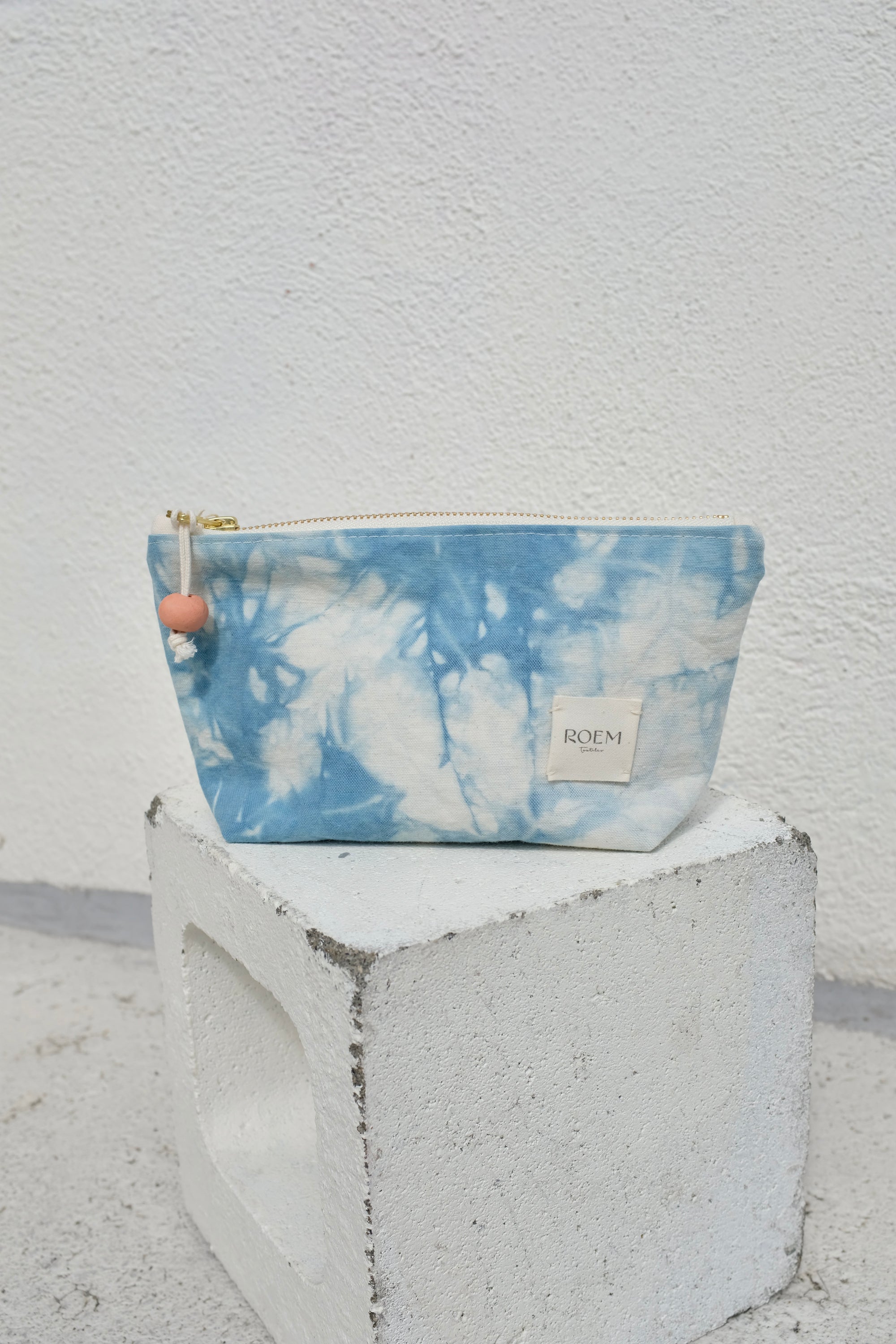 Roem Textiles Zip Pouch / Indigo