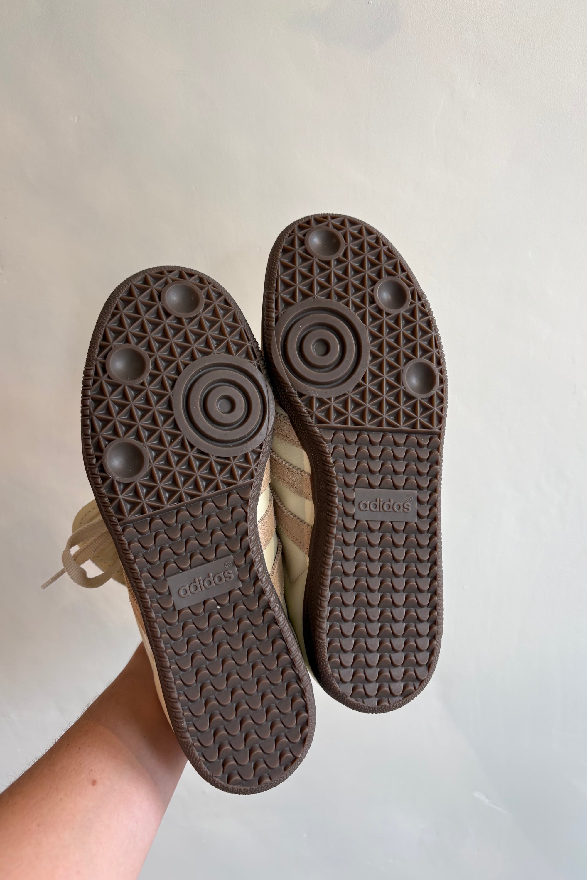 Pre-Loved Adidas / Samba LT / Sz US9
