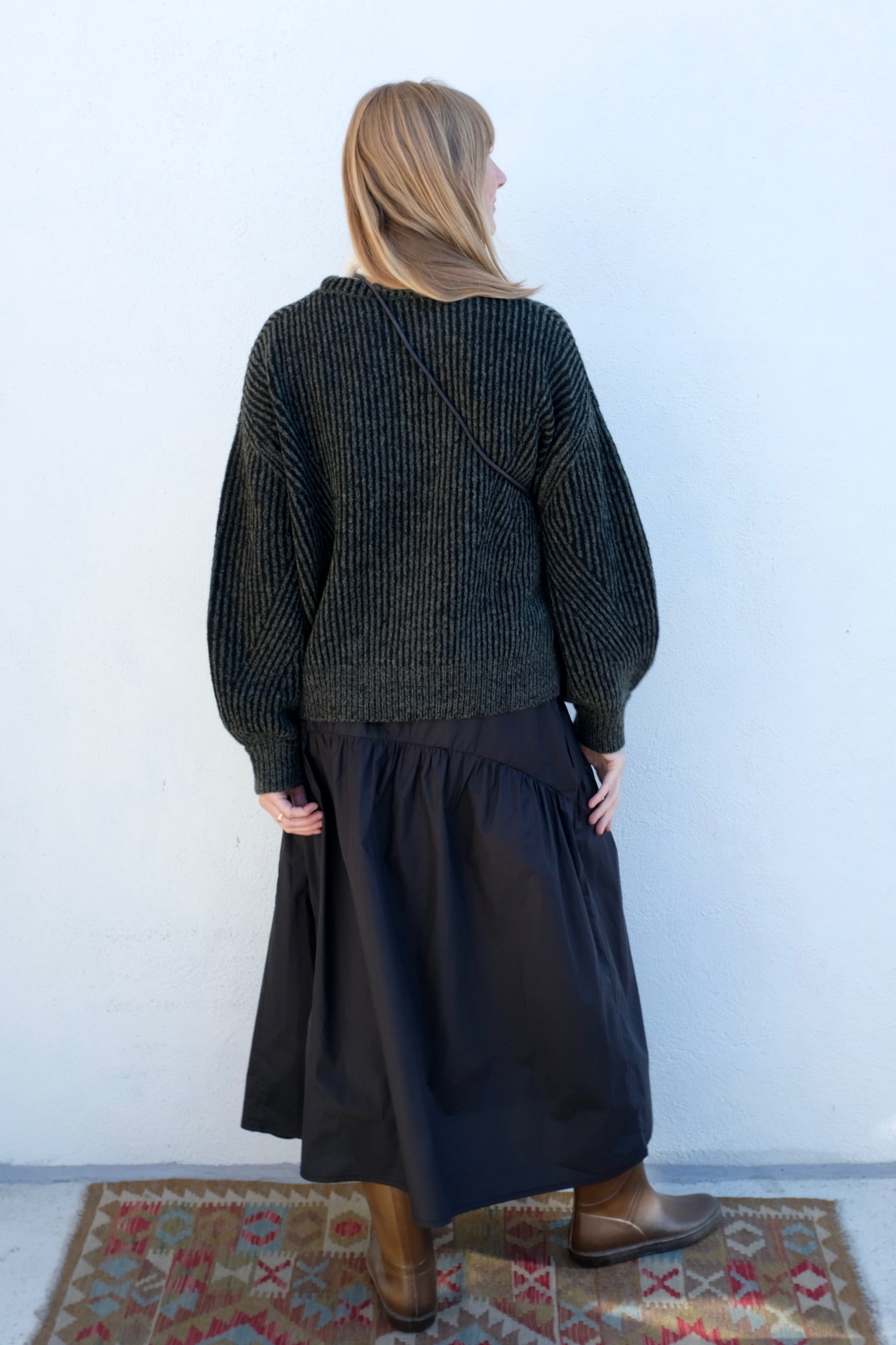 A Bronze Age Field Skirt / Black Poplin