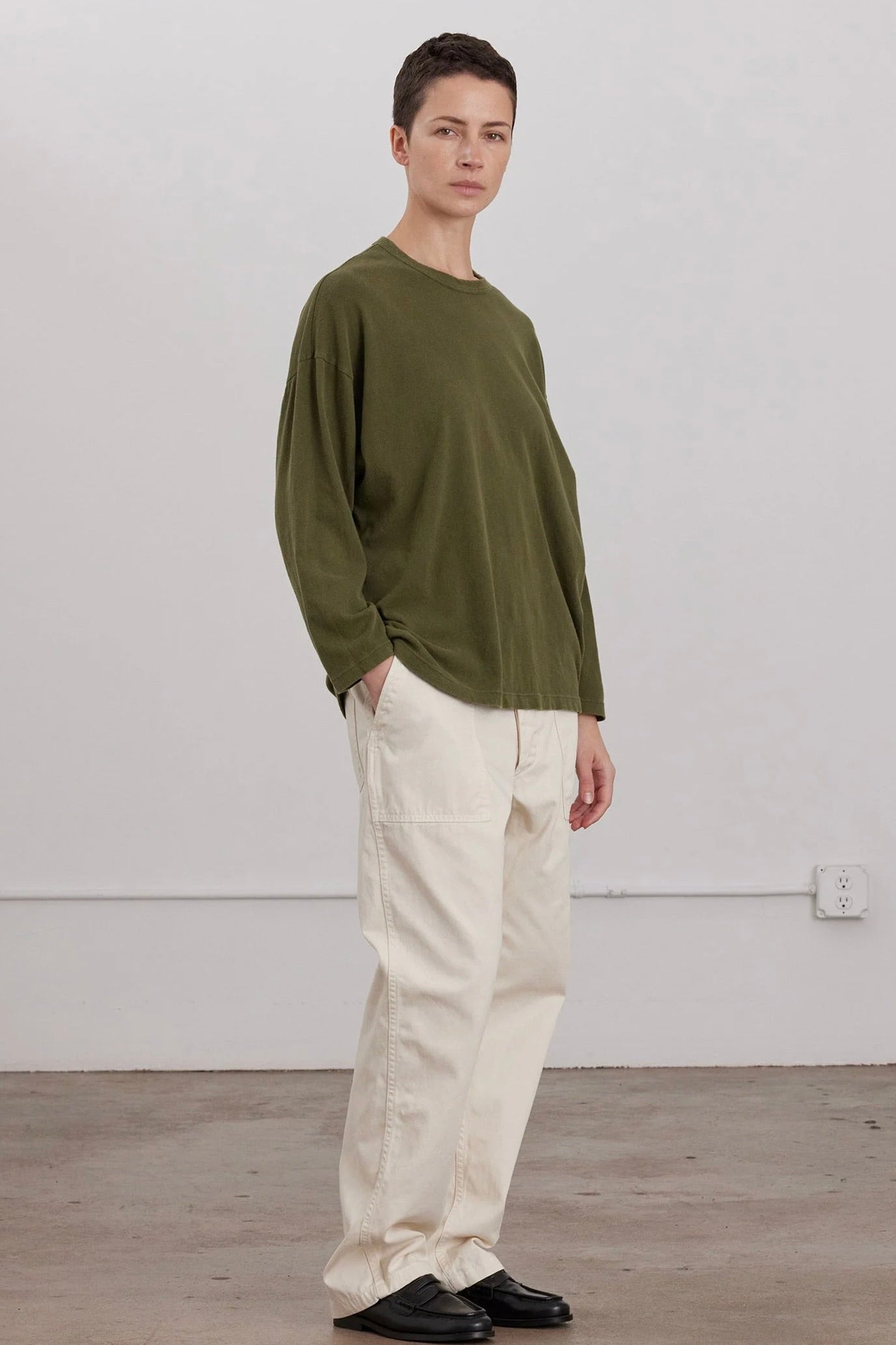 Black Crane Loose Fit Long Sleeve Tee / Army