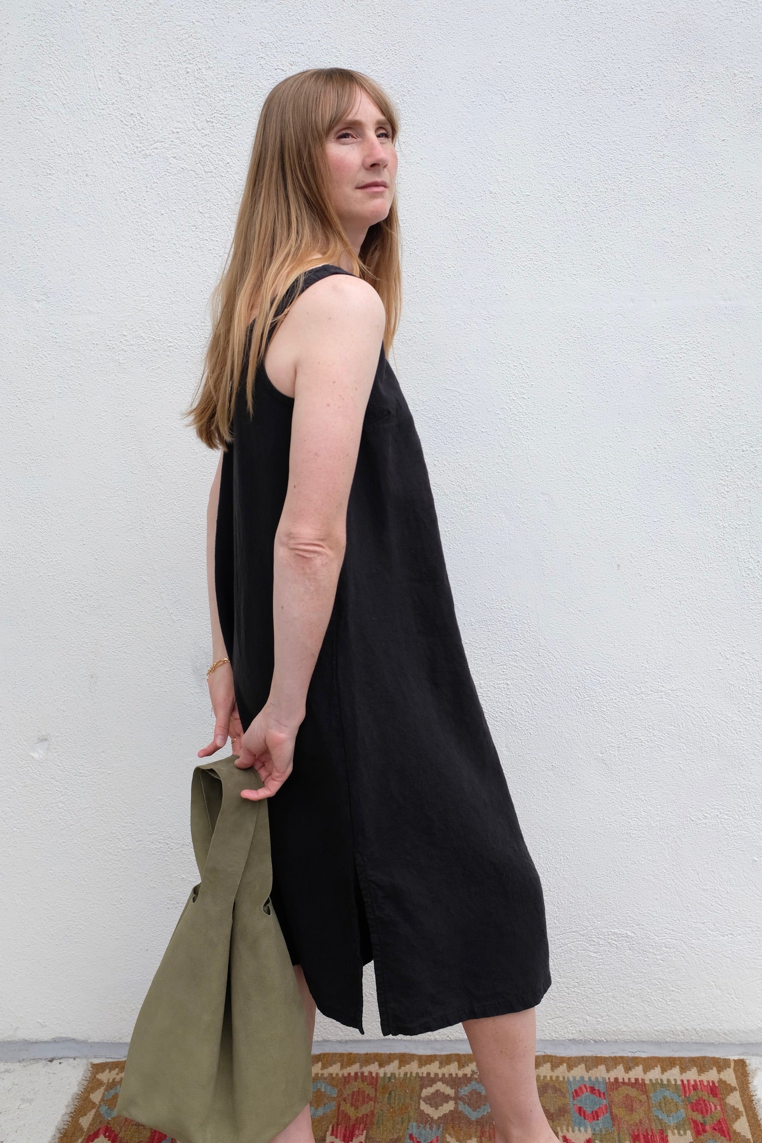 Moss Grey Iris Midi with Slits / Black