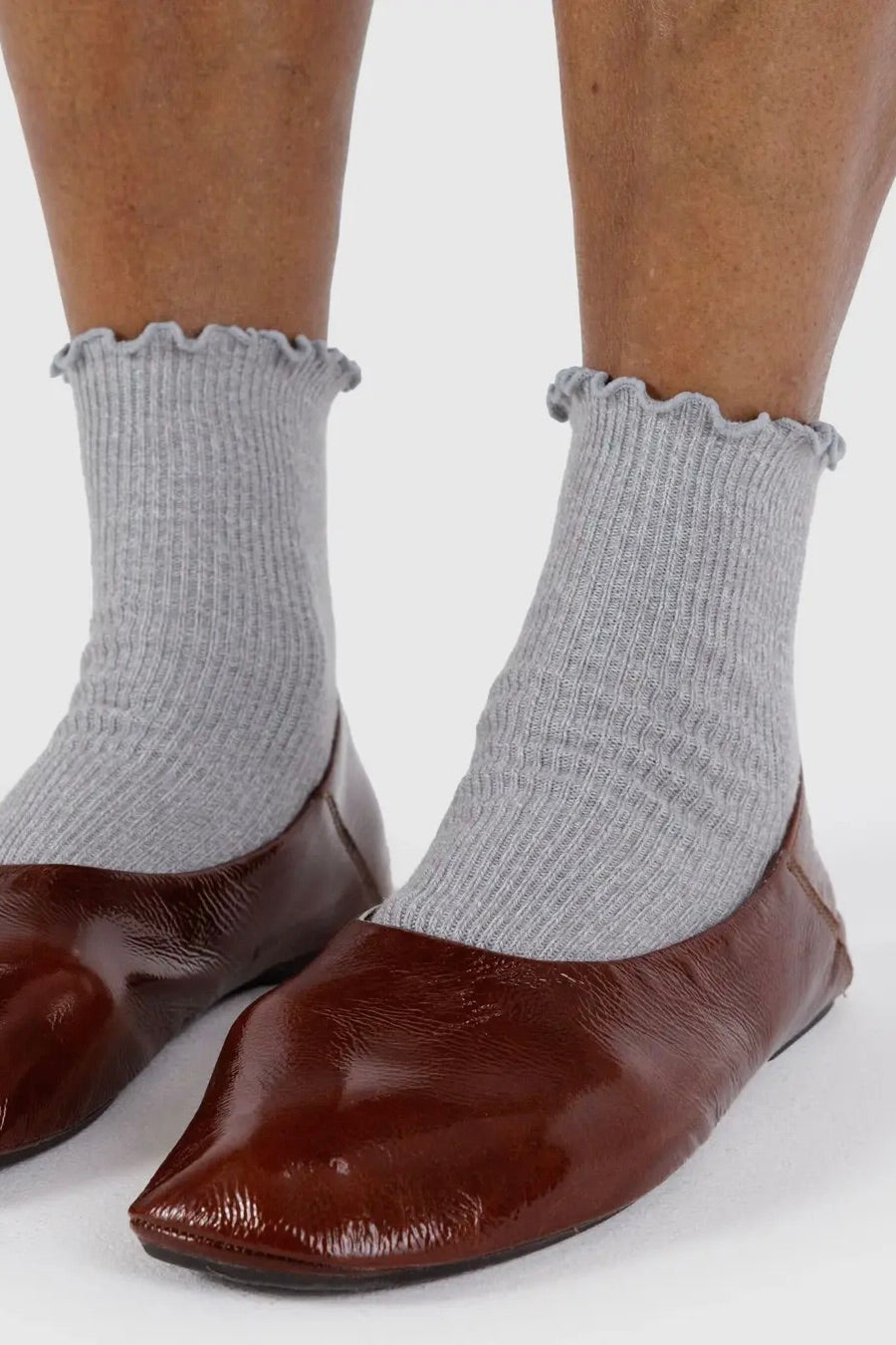 Baggu Lettuce Edge Sock / Heather Grey & Black