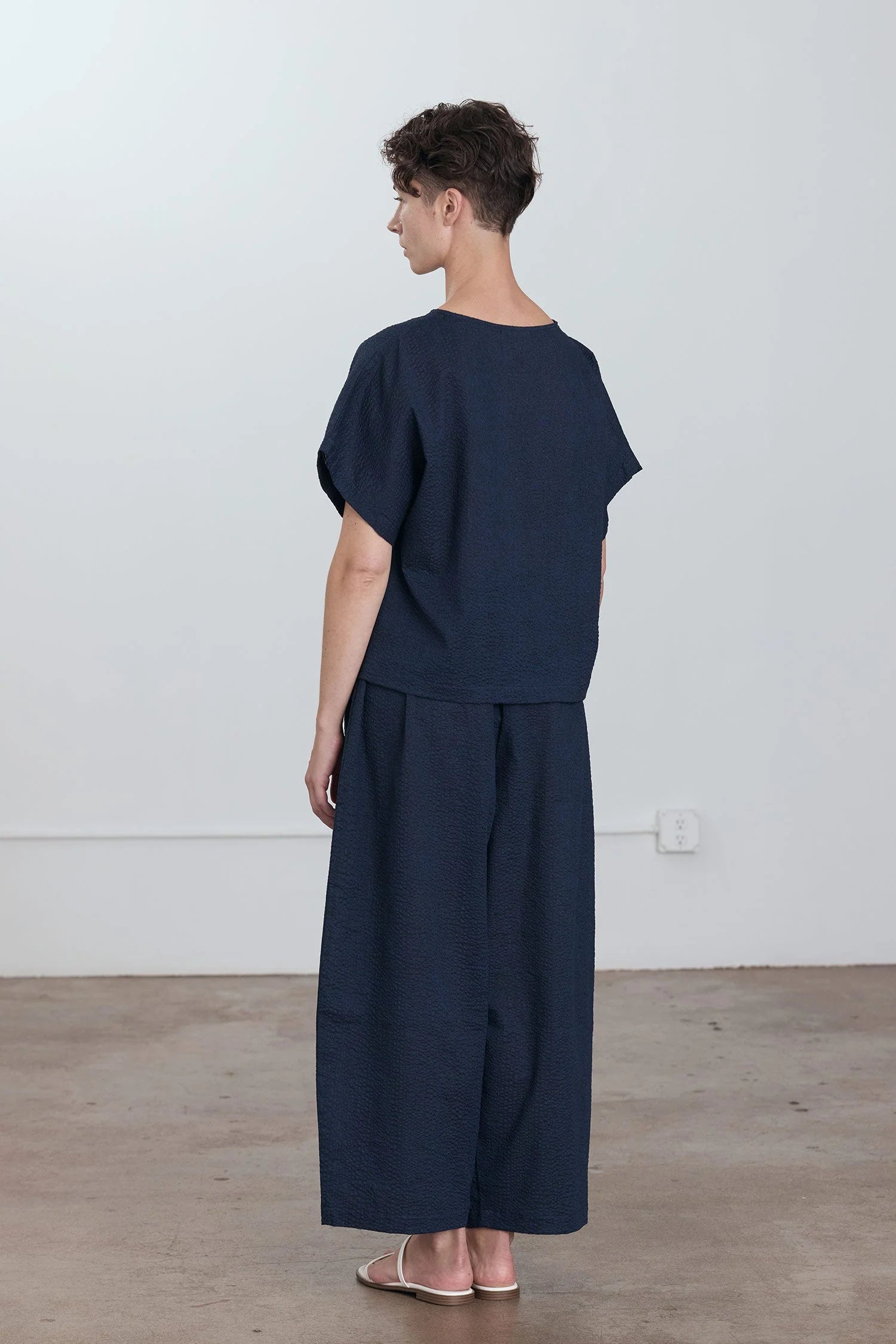 Black Crane Wide Pant w Micro Wave / Navy