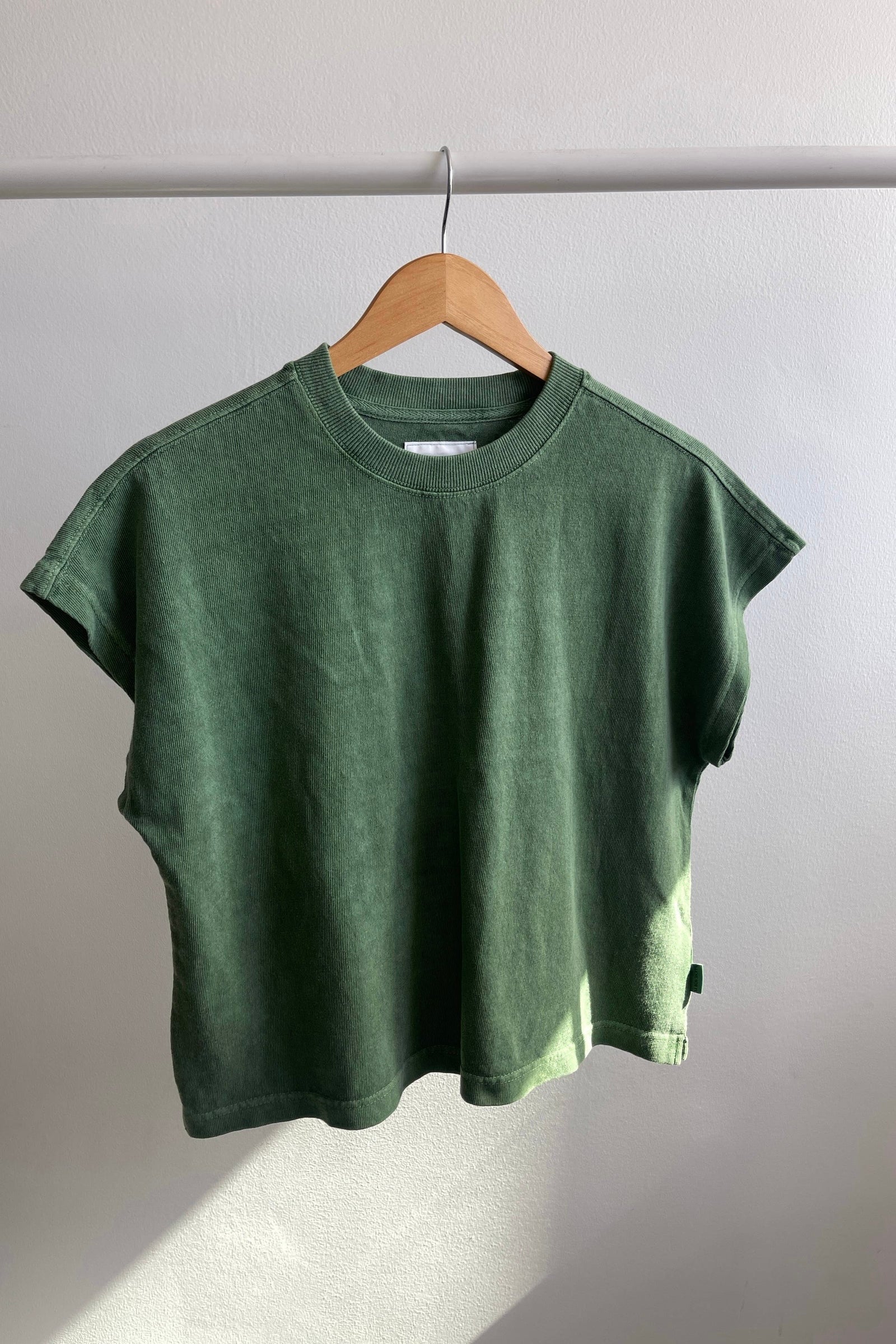 Le Bon Shoppe Jeanne Tee / Basil