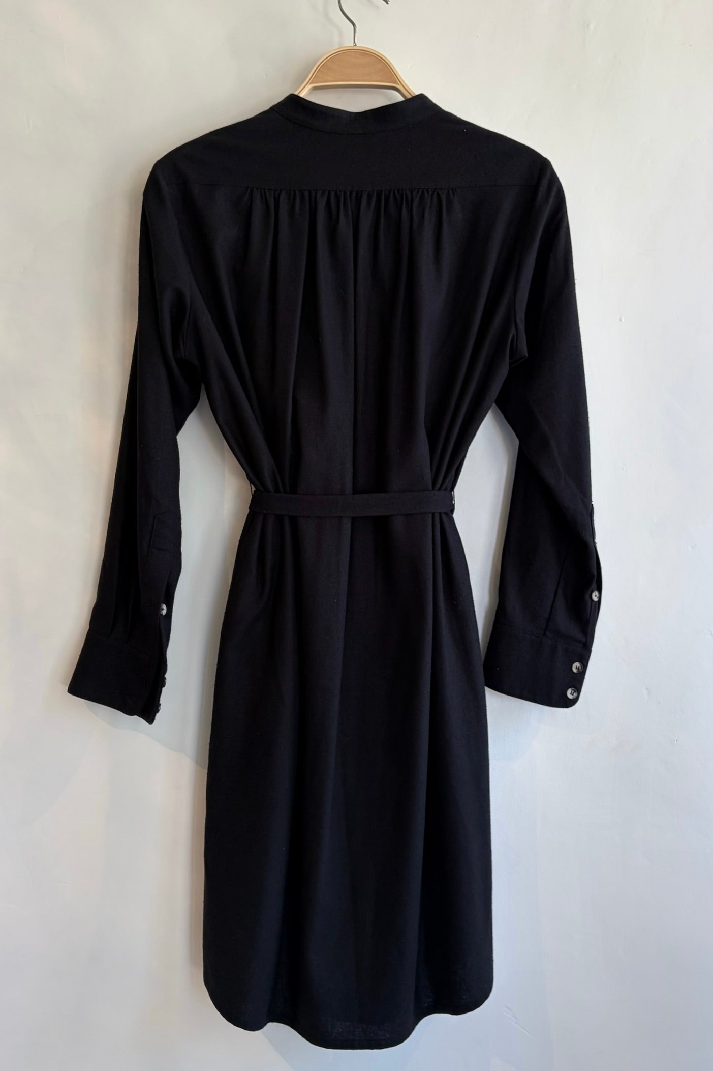 Pre-Loved / Dace Silk Shirtdress / Black / Size Small